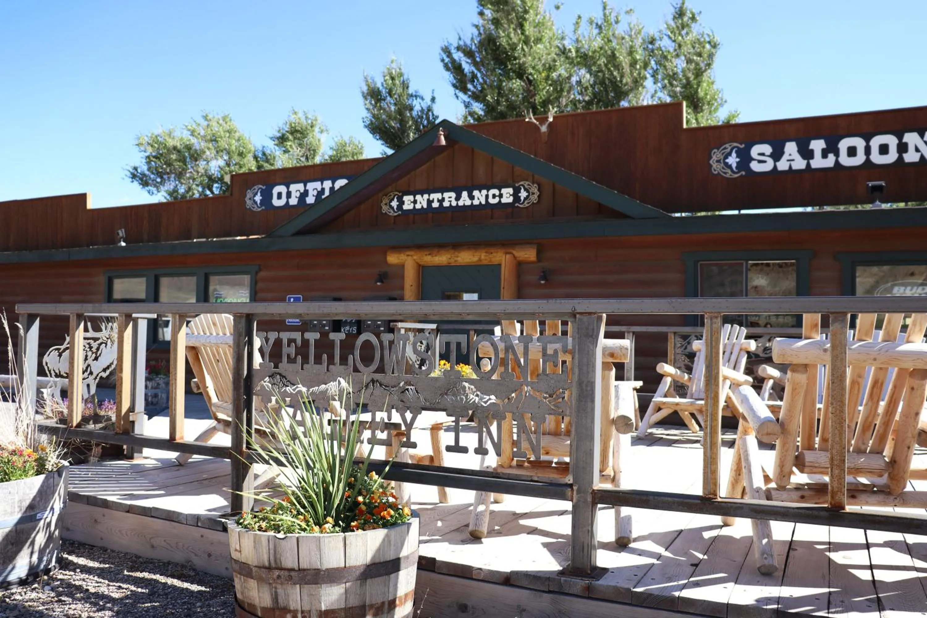 Yellowstone Valley Inn