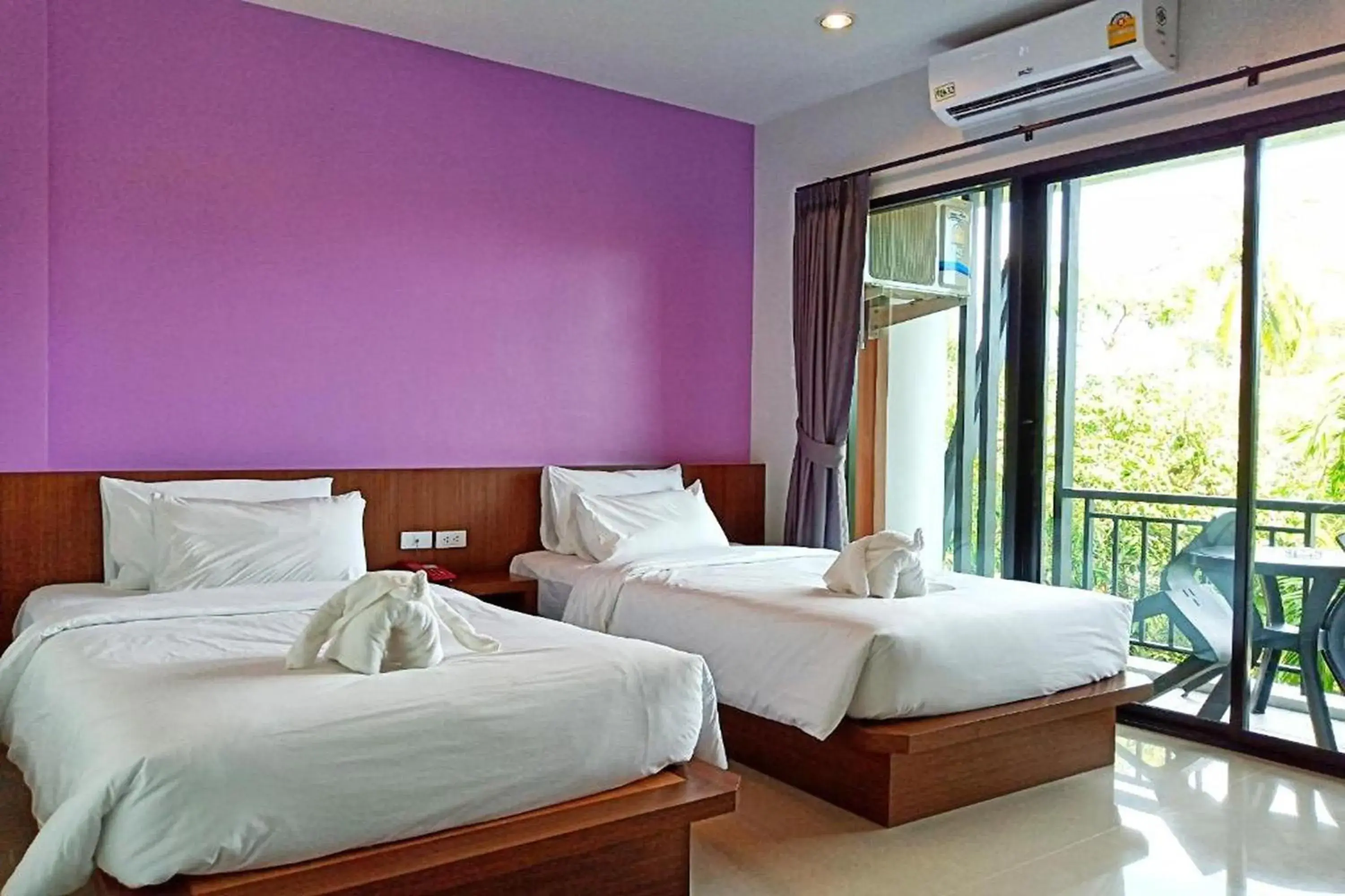 Standard Twin Room in Friendly Hotel Krabi Standard Twin Room in Friendly Hotel Krabi