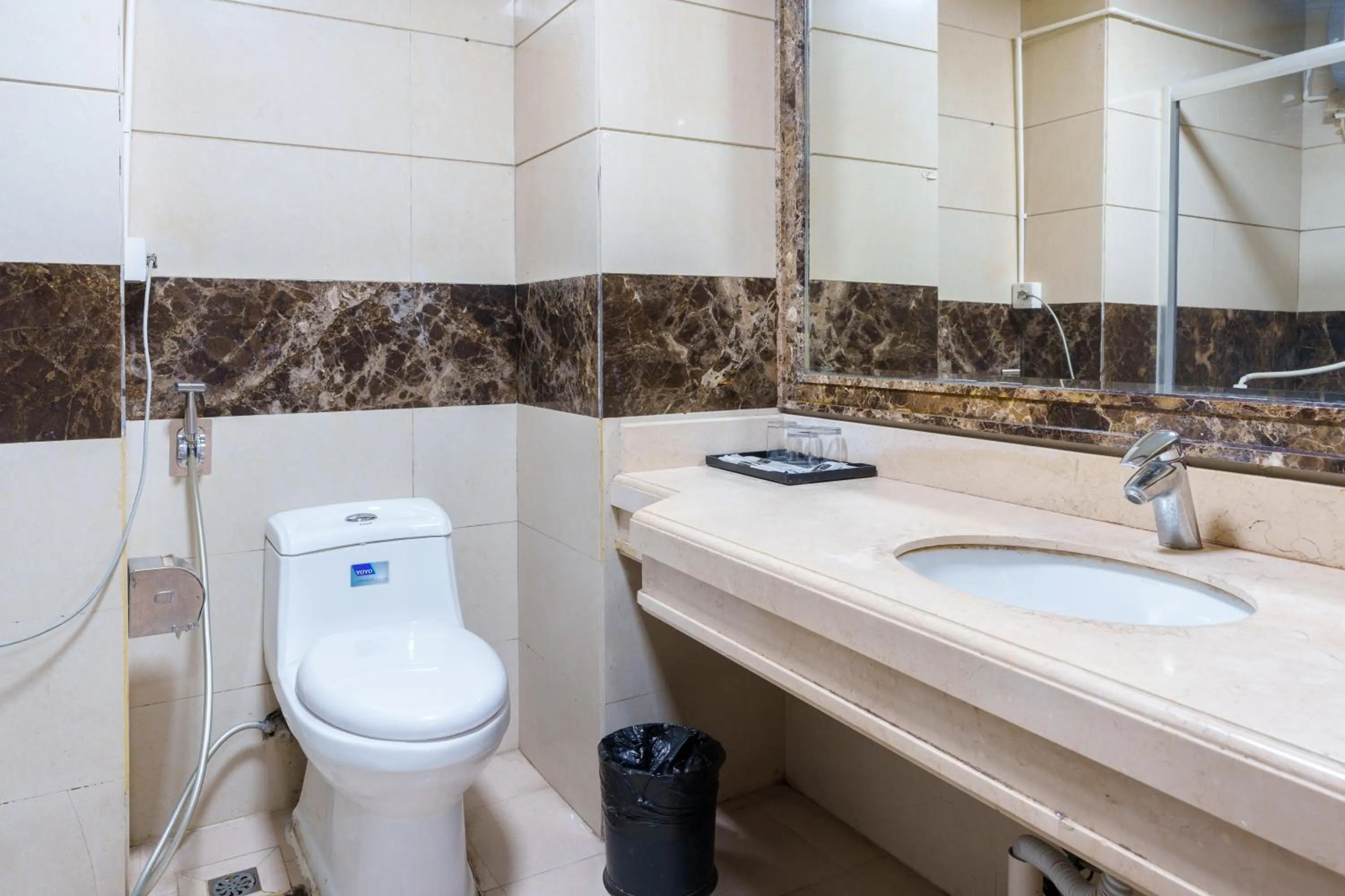 Toilet in Sunny International Apartment From Beijing Road