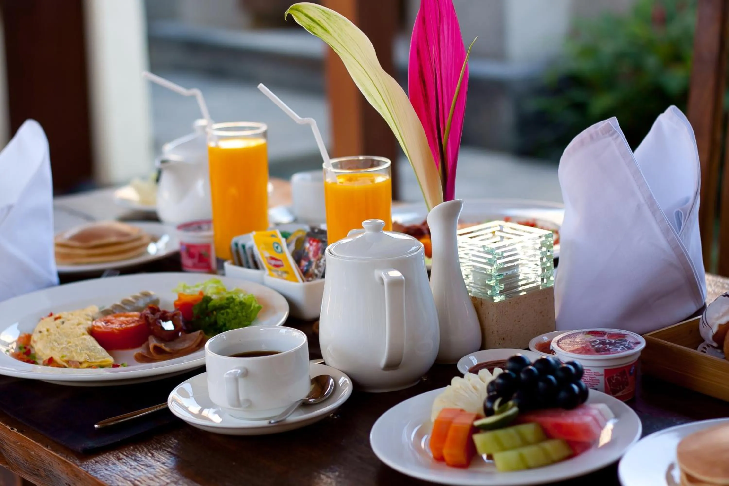 Food and drinks in The Awan Villas Seminyak