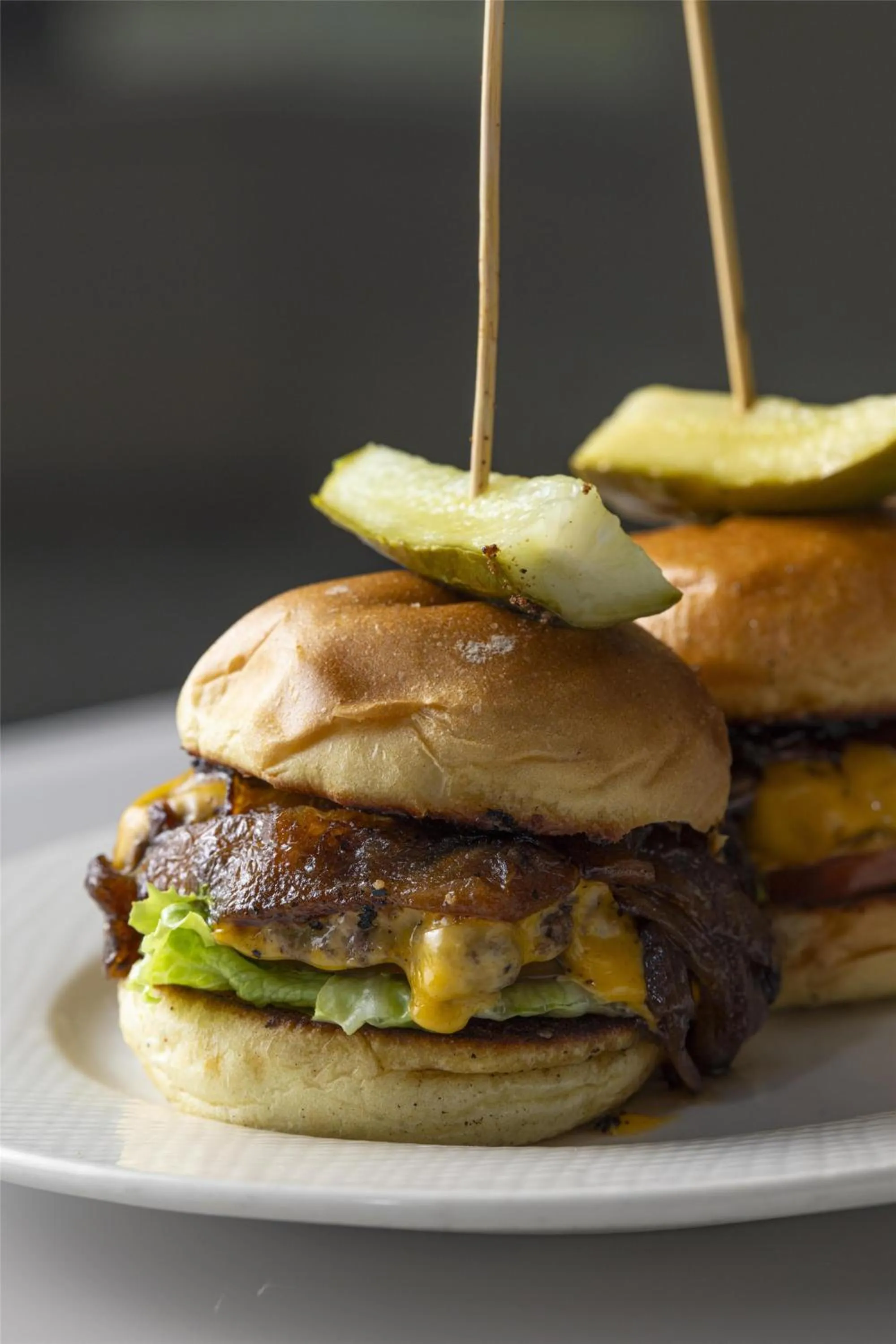 Lounge or bar in GALLERY One - A DoubleTree Suites by Hilton Hotel