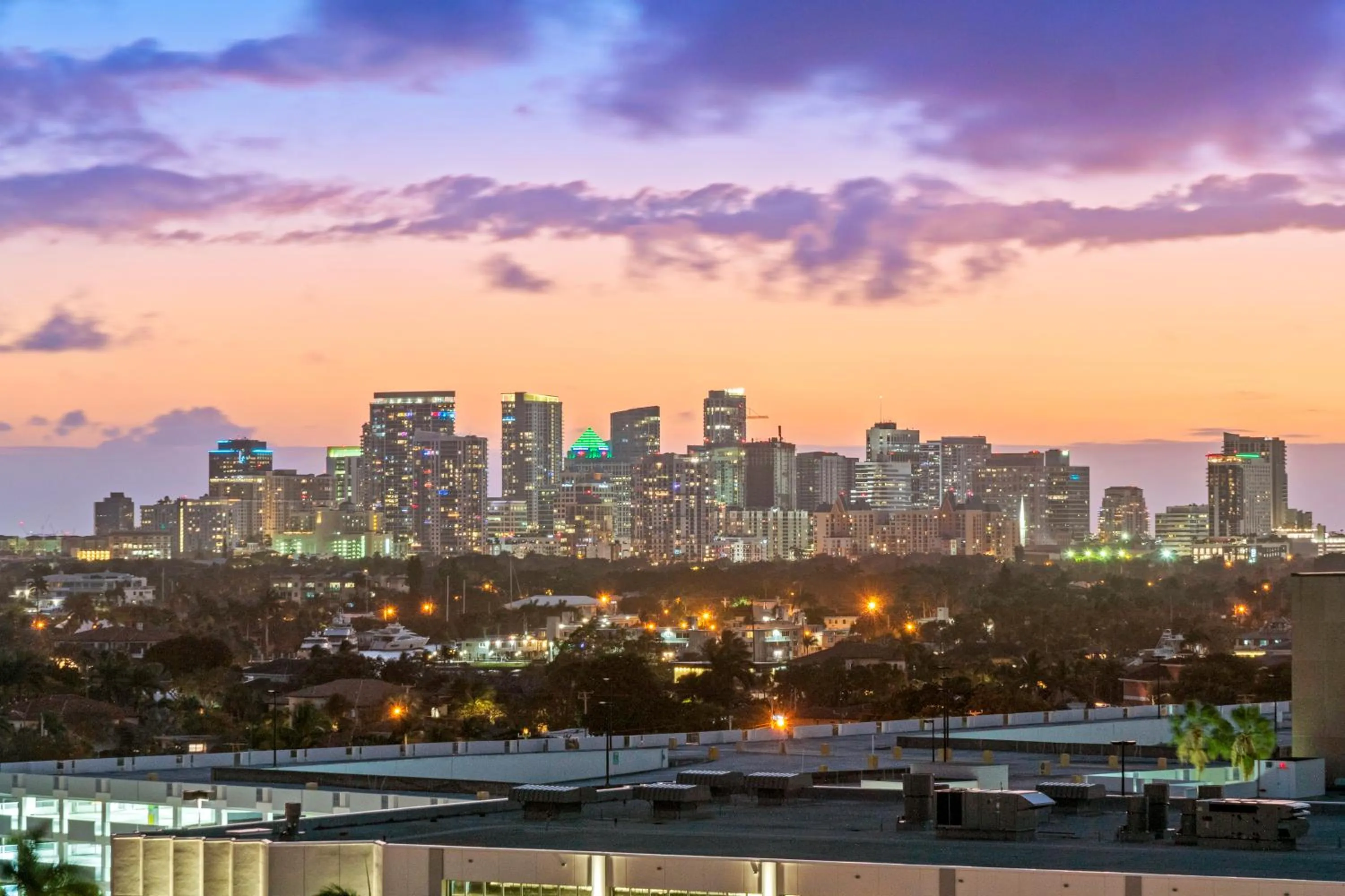 Night in GALLERY One - A DoubleTree Suites by Hilton Hotel