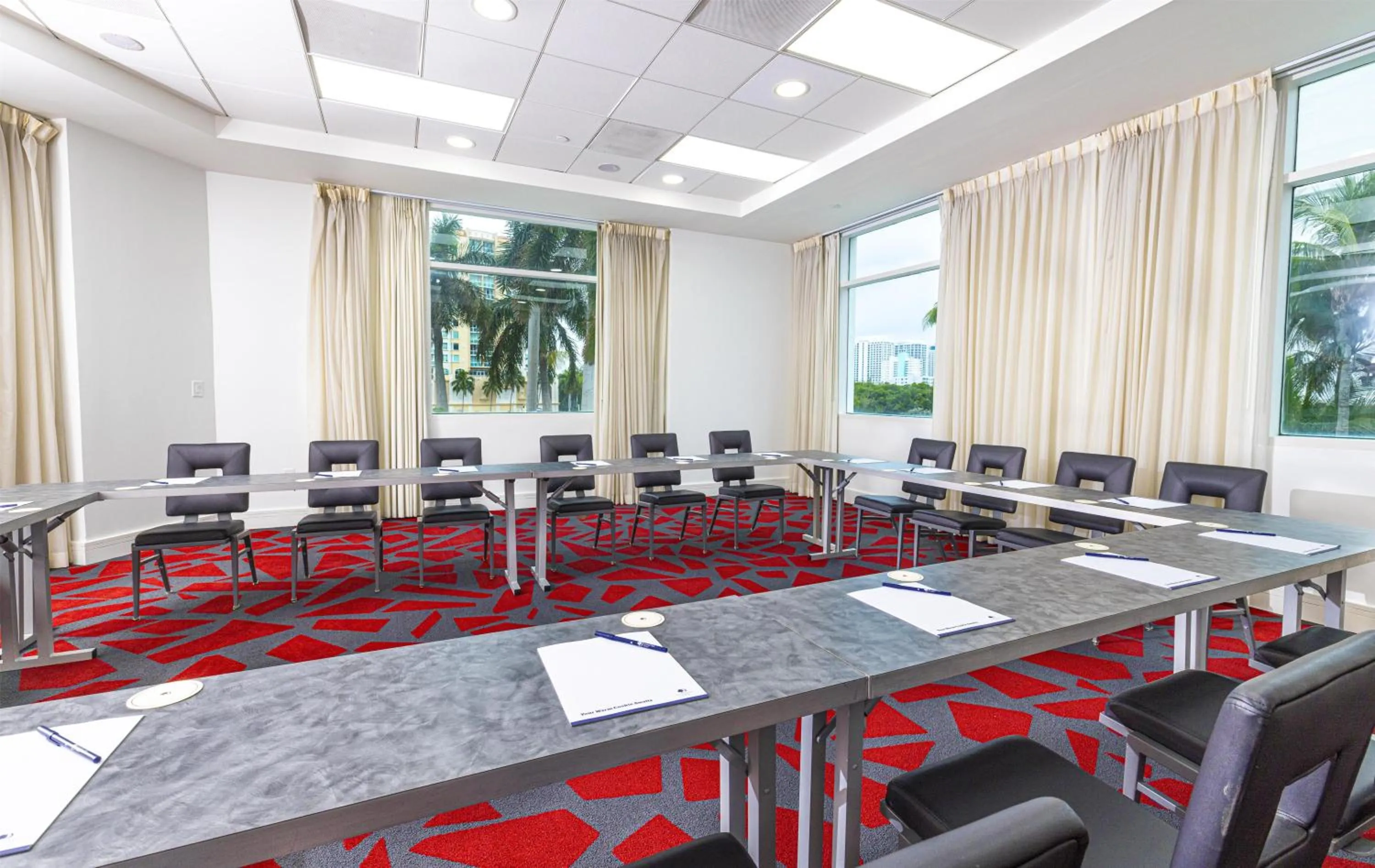 Meeting/conference room in GALLERY One - A DoubleTree Suites by Hilton Hotel