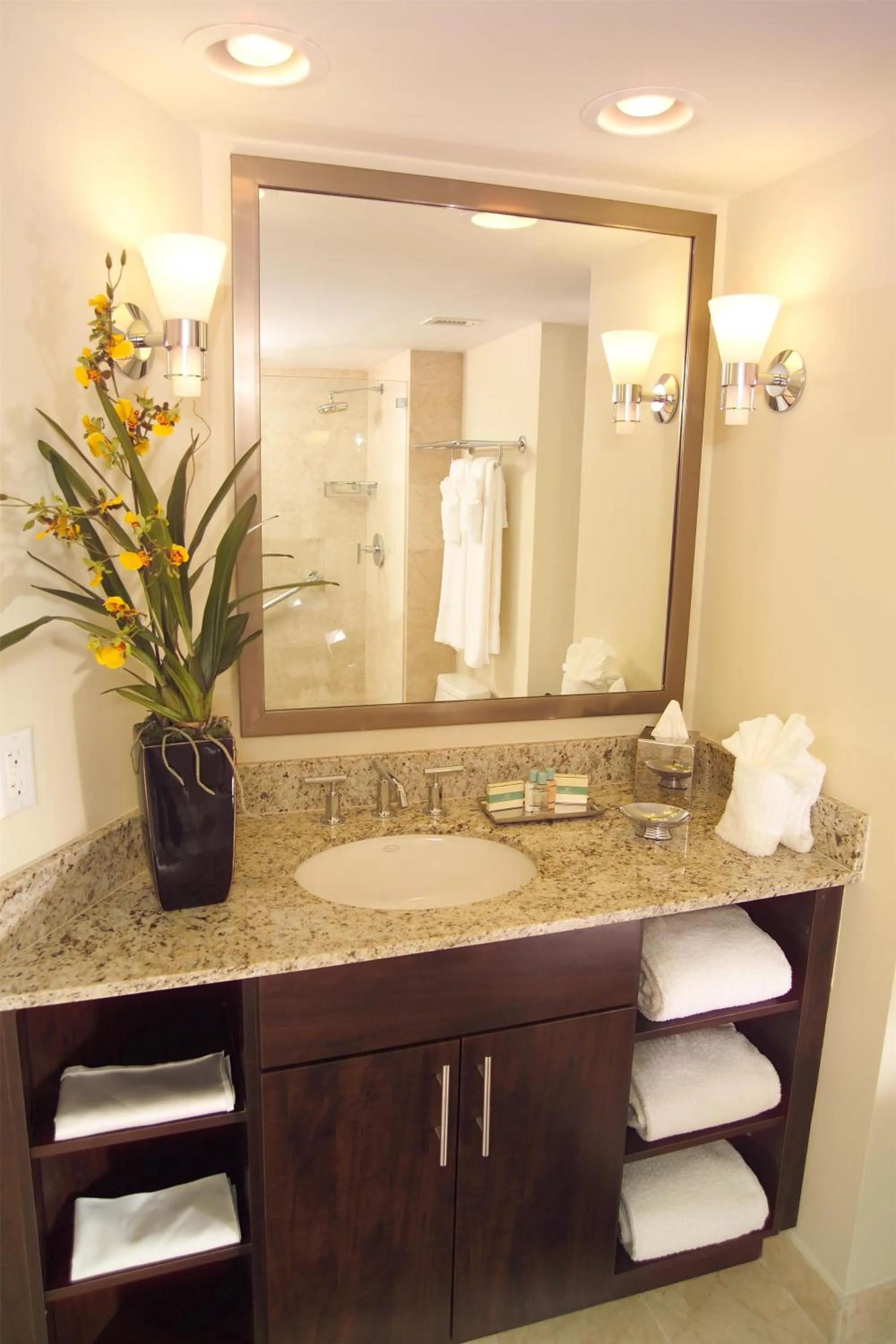 Bathroom in GALLERY One - A DoubleTree Suites by Hilton Hotel