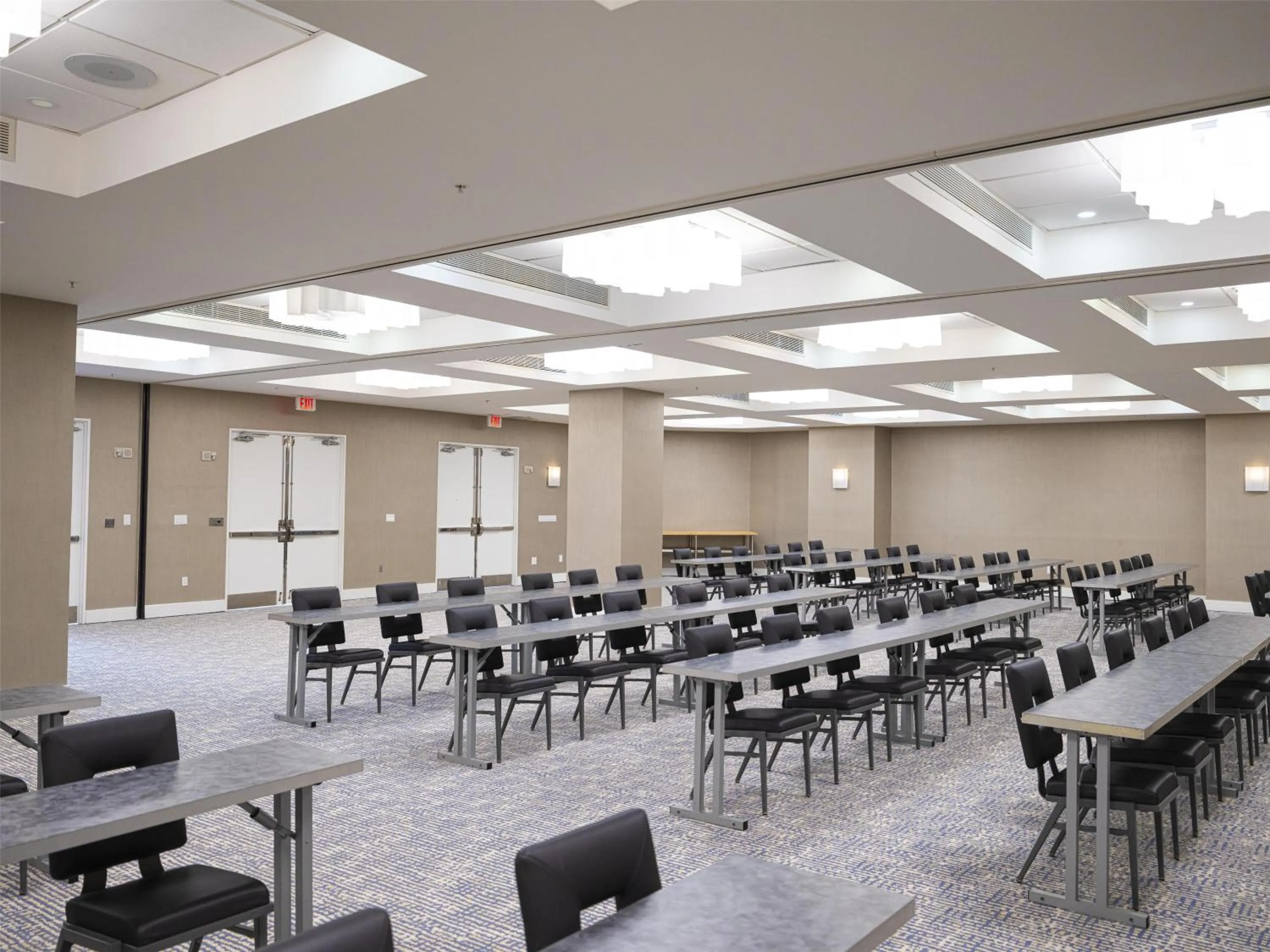 Meeting/conference room in GALLERY One - A DoubleTree Suites by Hilton Hotel