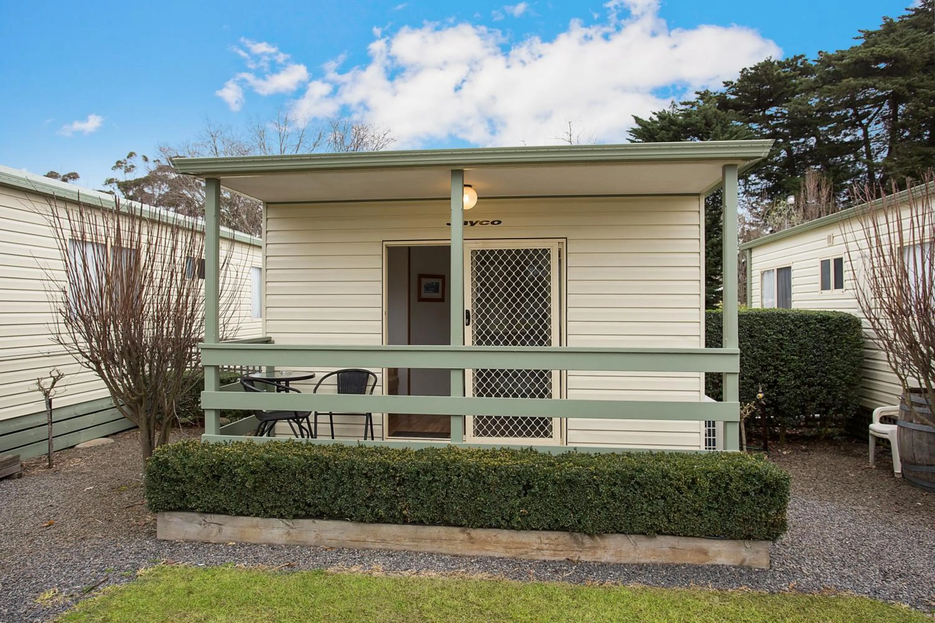 Property building in Lake Hamilton Motor Village and Caravan Park