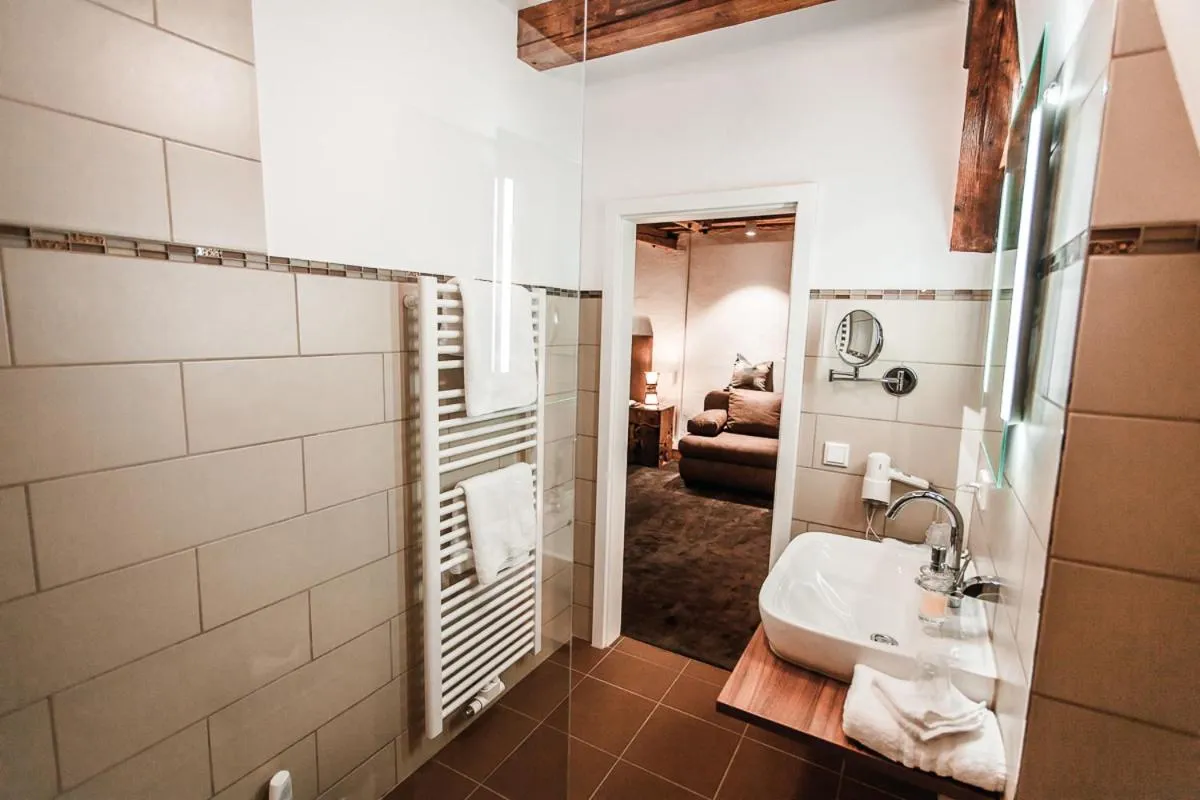 Bathroom in Landhotel Kahltalmühle