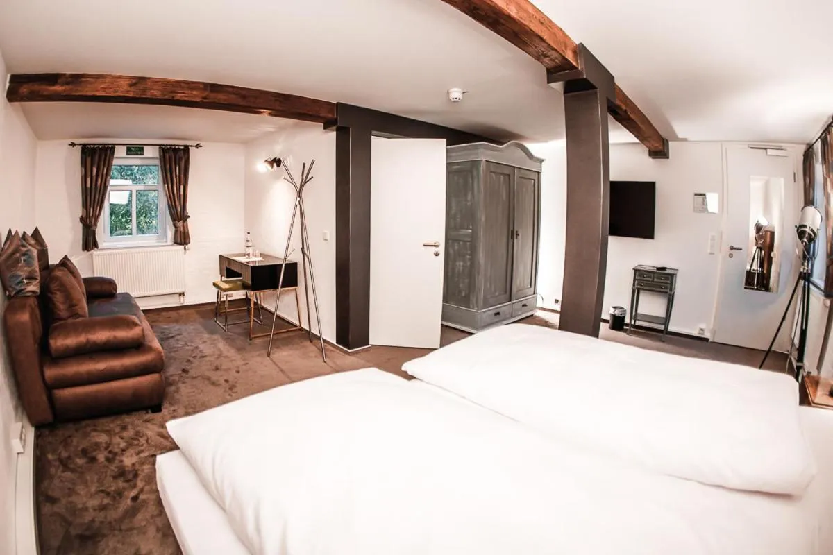 Bedroom, Bed in Landhotel Kahltalmühle