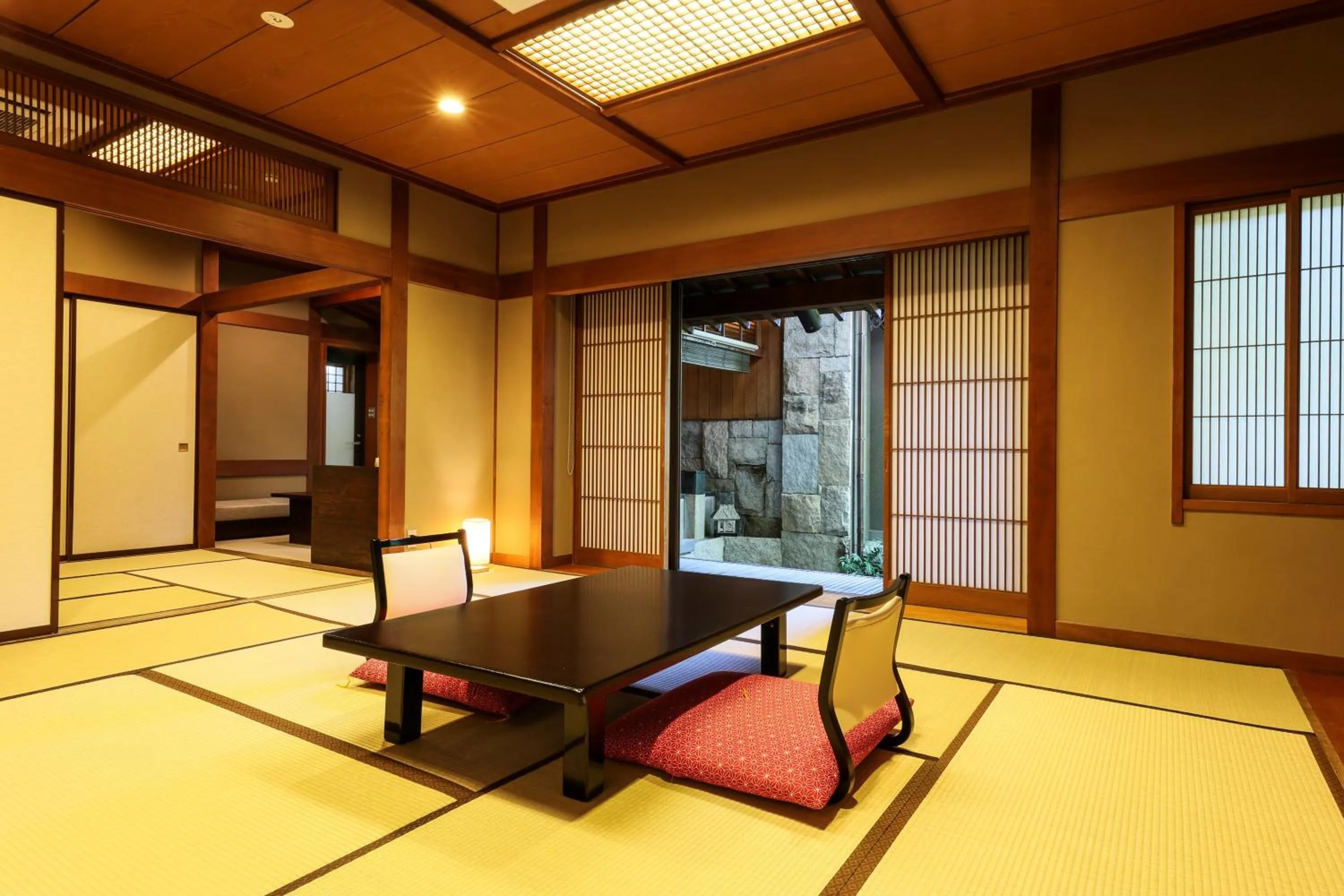 Garden in Beautiful Japanese Garden Kagetsu