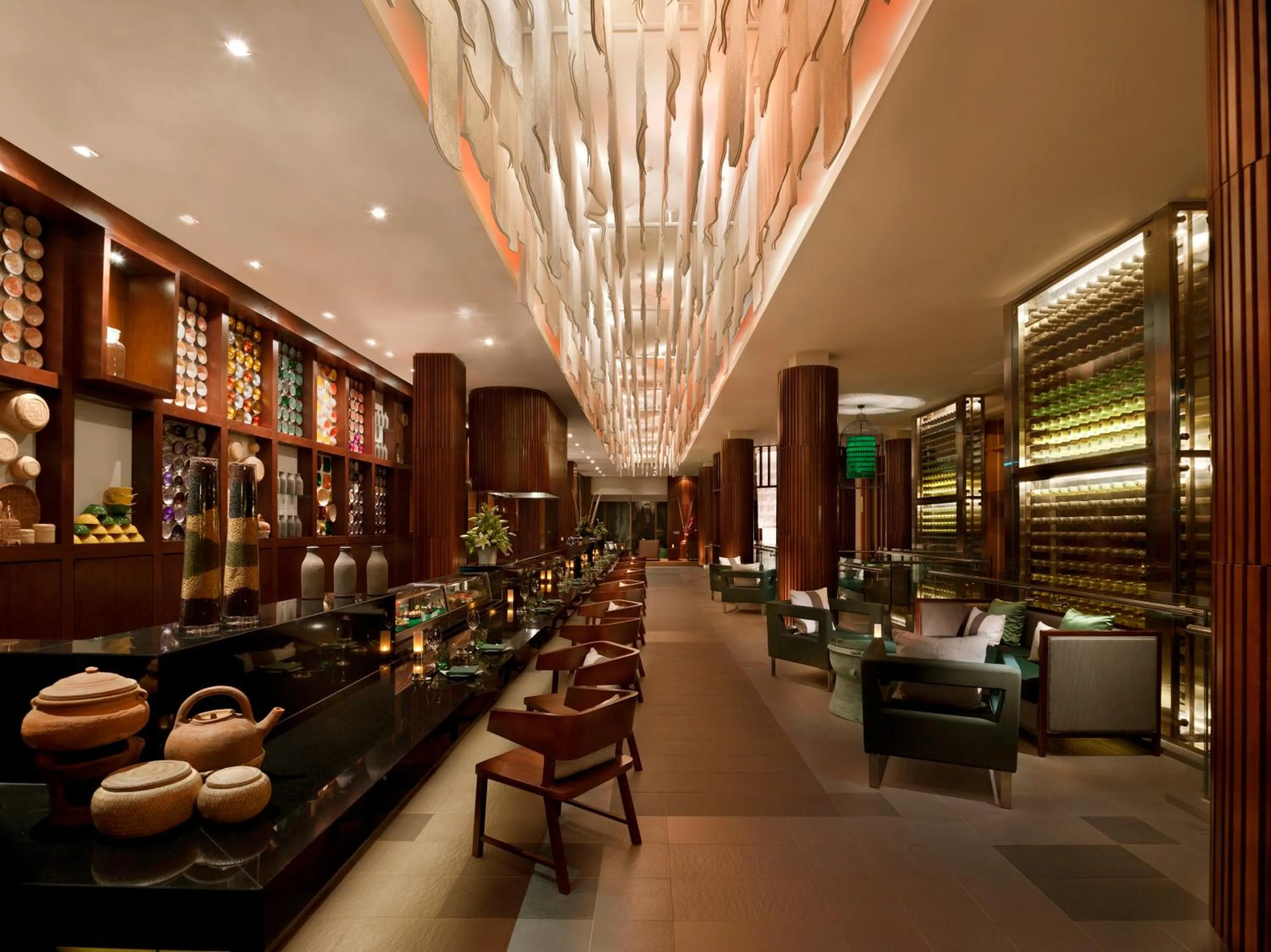 Restaurant/places to eat in Angsana Lang Co