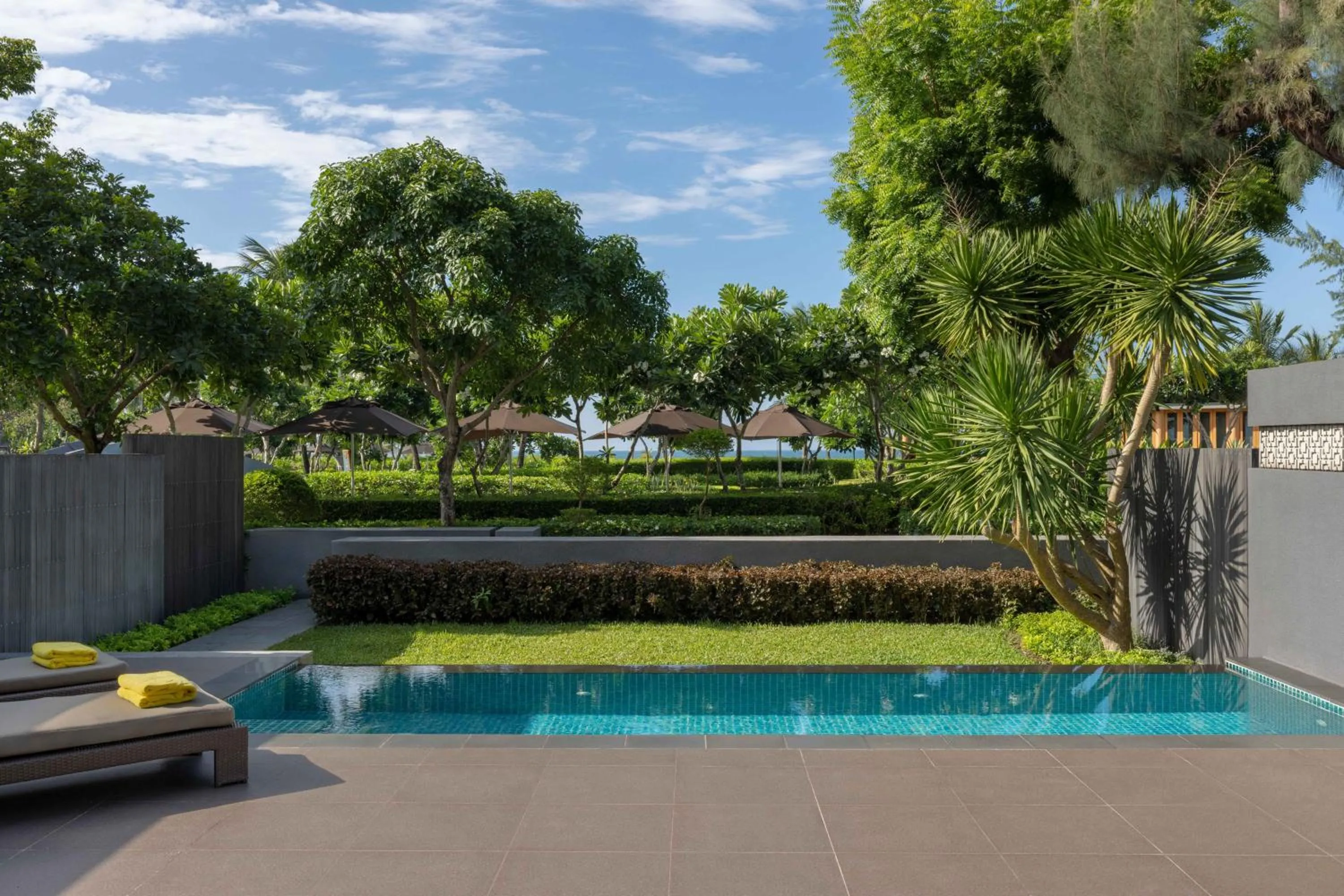 Garden view in Angsana Lang Co