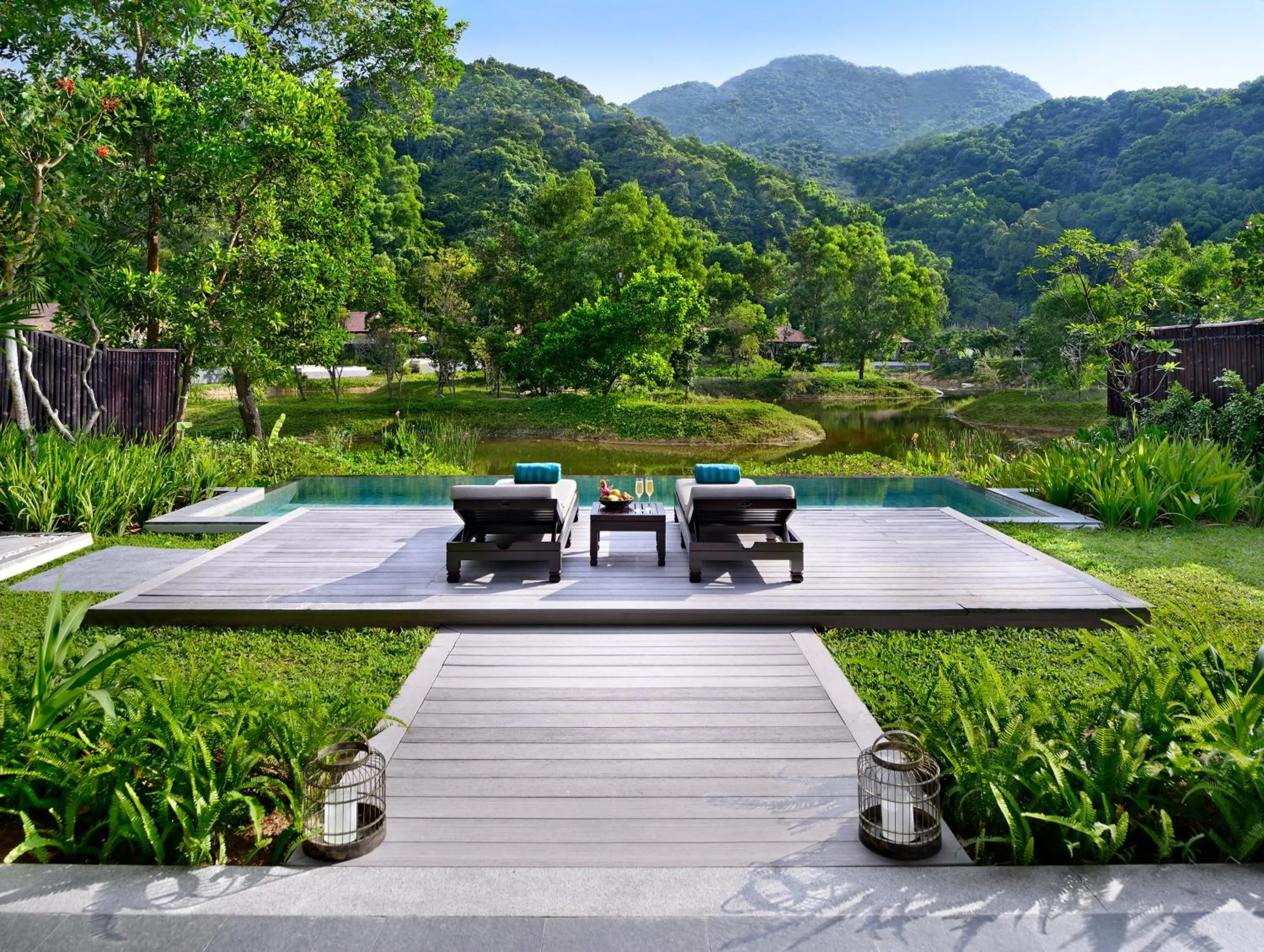 Patio in Banyan Tree Lang Co