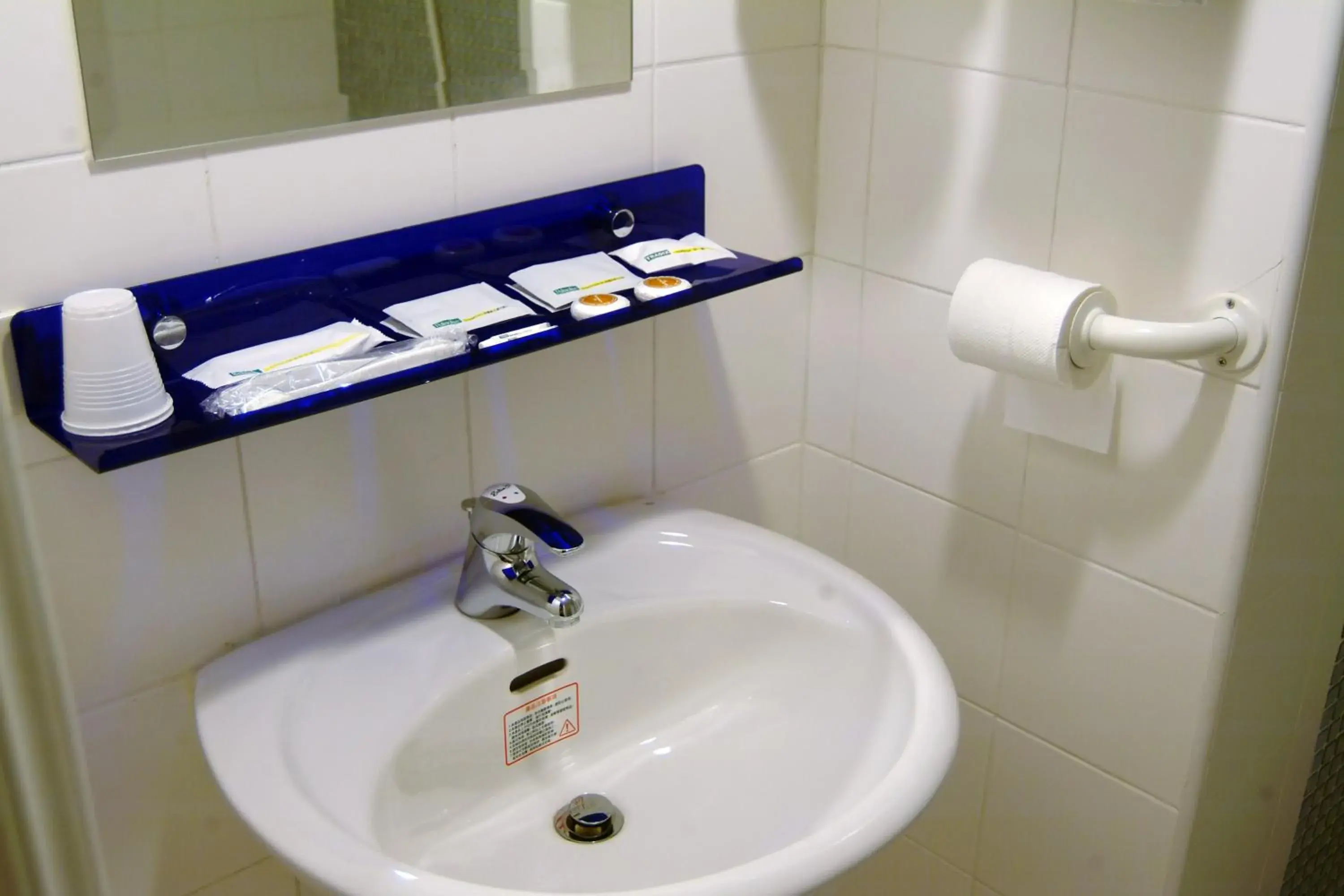 Standard Quadruple Room in Hwa Hong Hotel Standard Quadruple Room in Hwa Hong Hotel