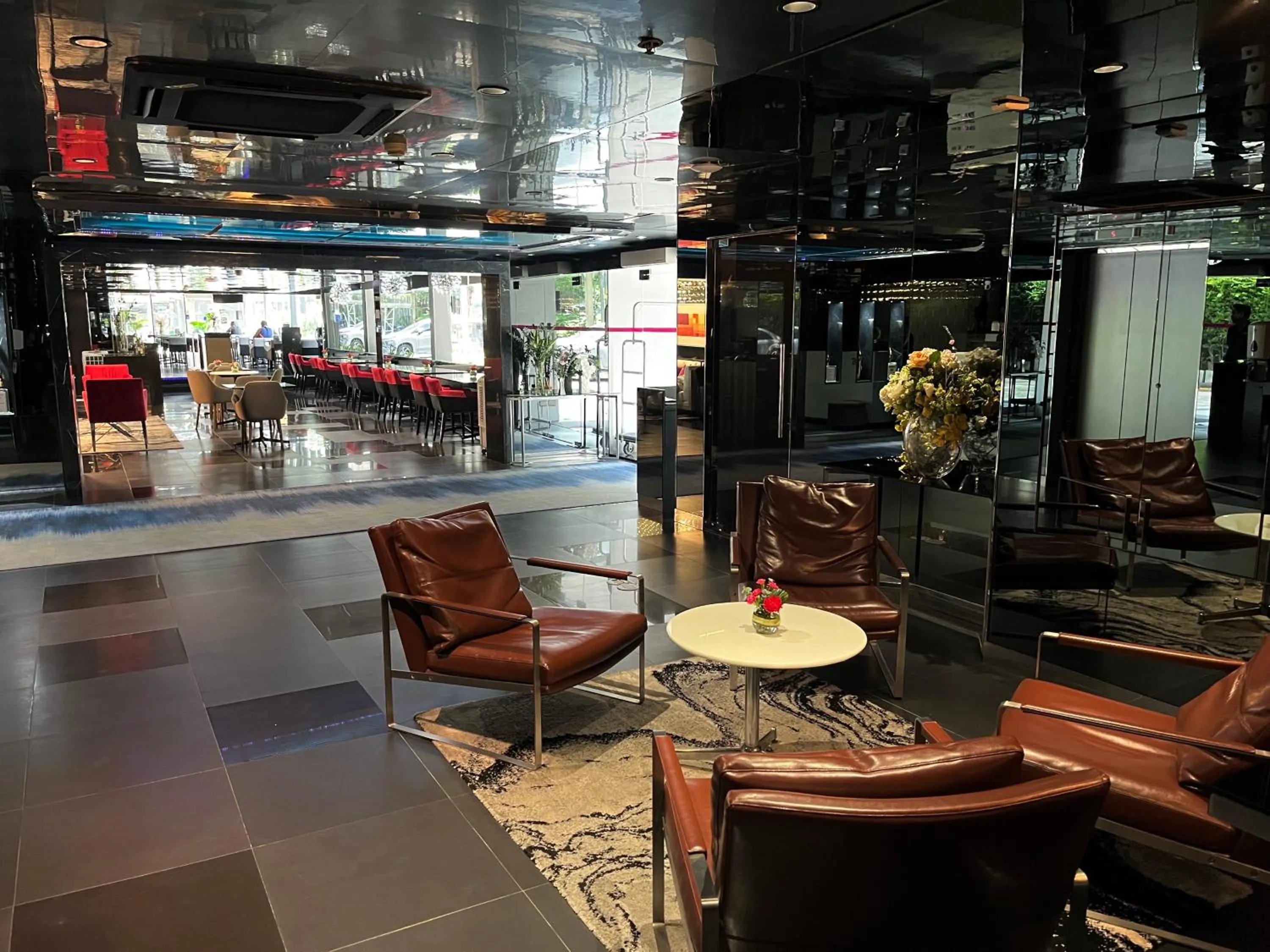 Lobby or reception in Arize Hotel Sukhumvit