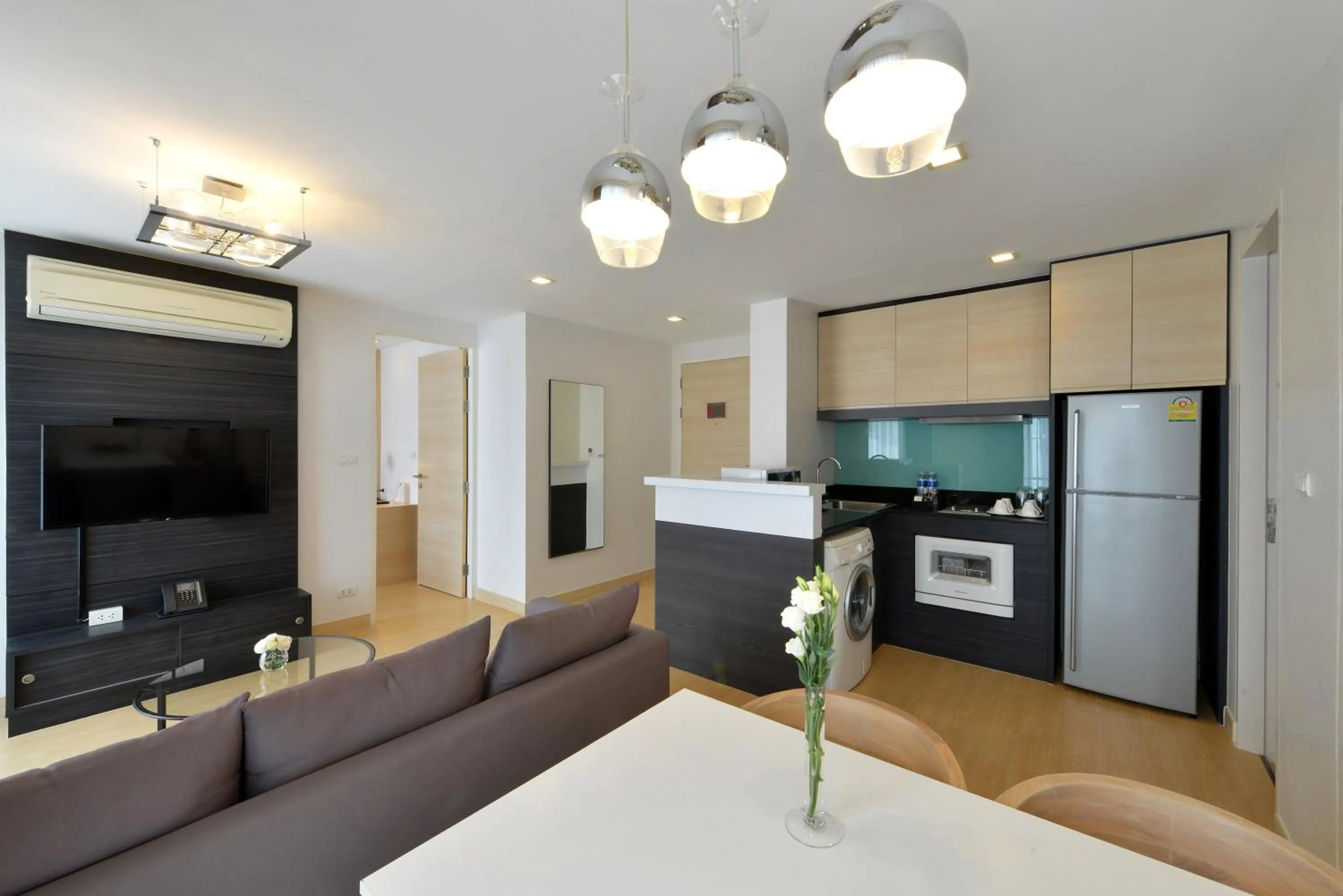 TV and multimedia in Arize Hotel Sukhumvit