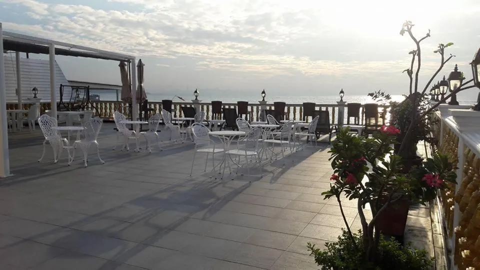 Balcony/Terrace in Suntosa Resort