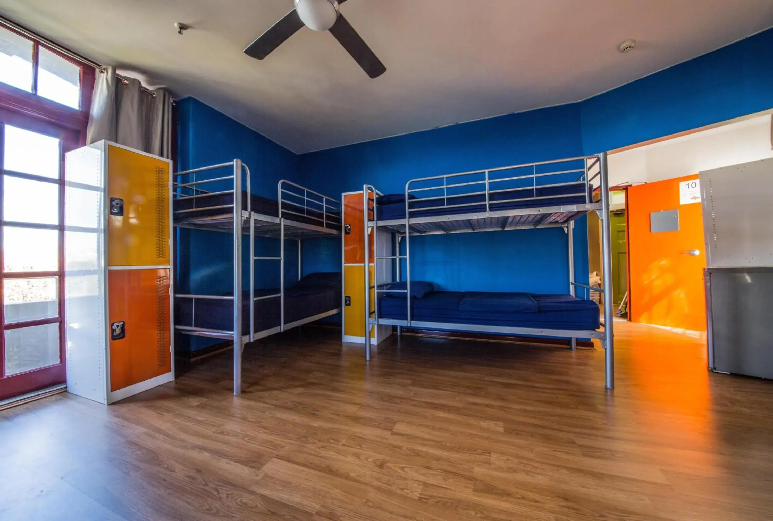 Bed in 12-Bed Mixed Dormitory Room in Mad Monkey Bayswater Bed in 12-Bed Mixed Dormitory Room in Mad Monkey Bayswater