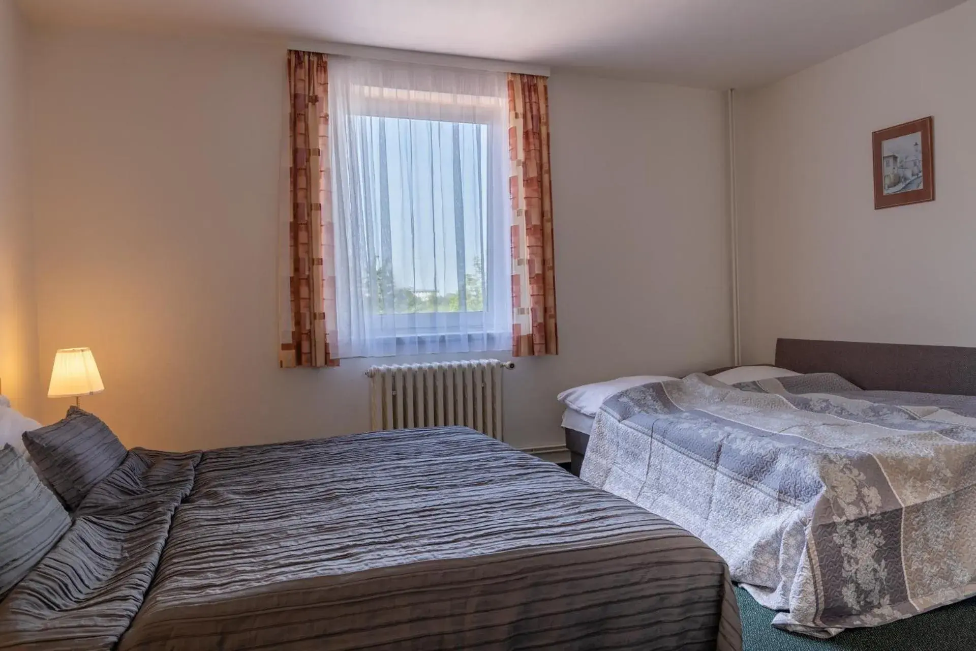 Quadruple Room in Hotel Kanarek Quadruple Room in Hotel Kanarek