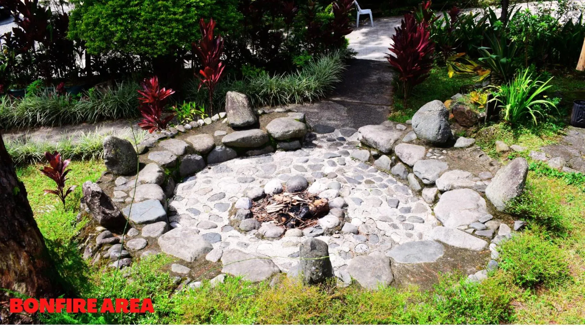 Area and facilities in Log Cabin Hotel - Baguio