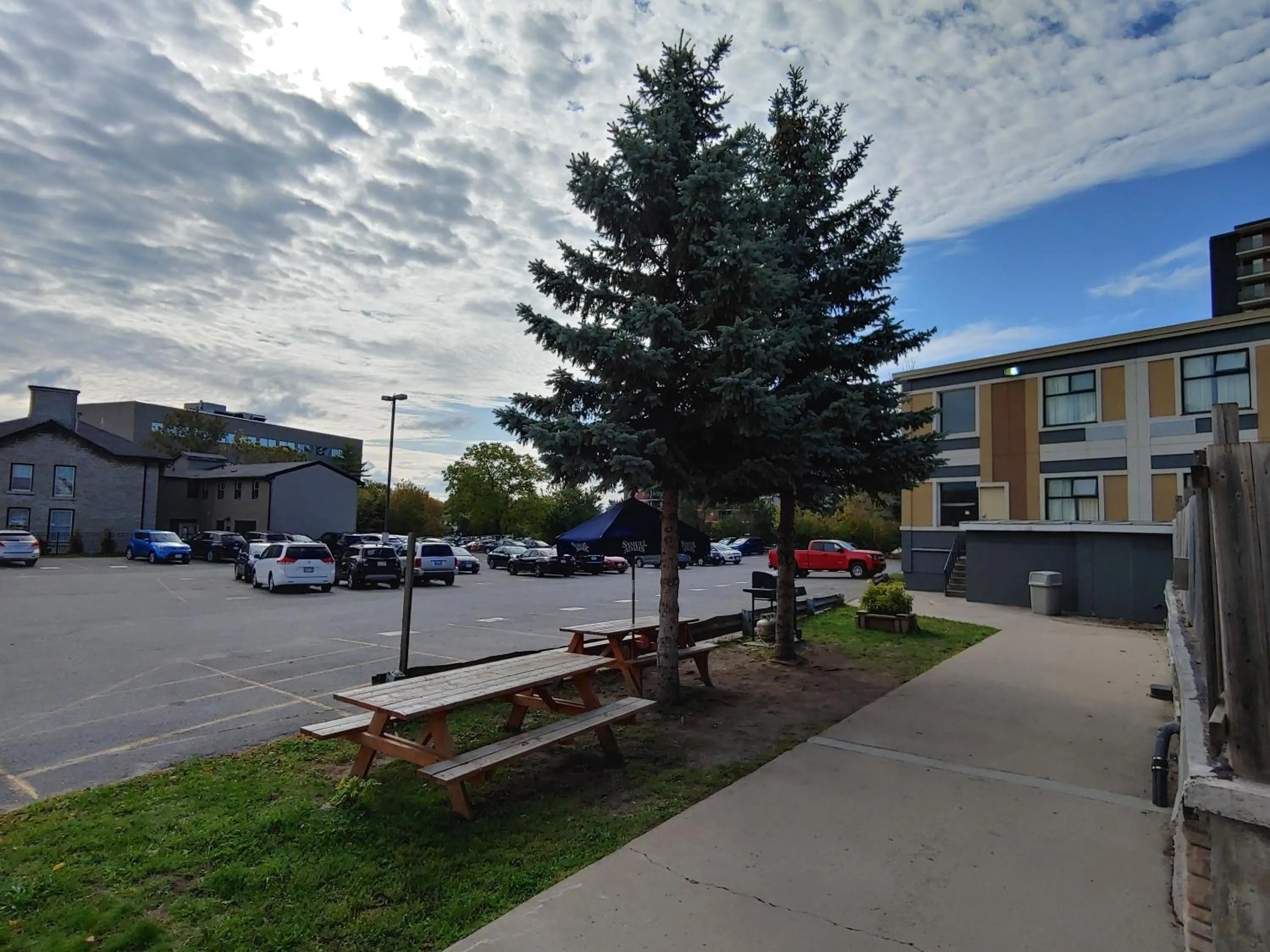 Neighbourhood in Econo Lodge City Centre