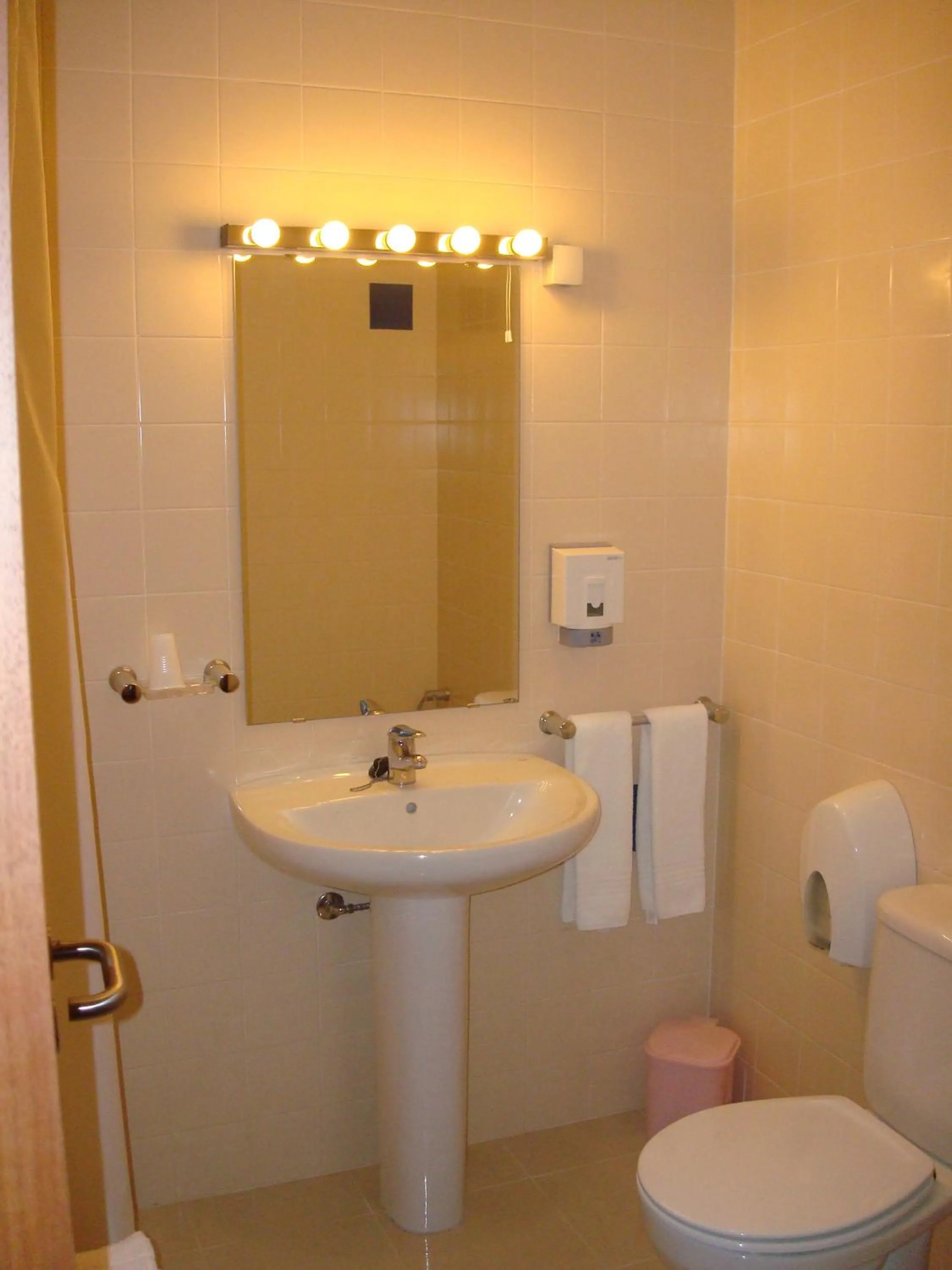 Bathroom in Hotel Gameiro