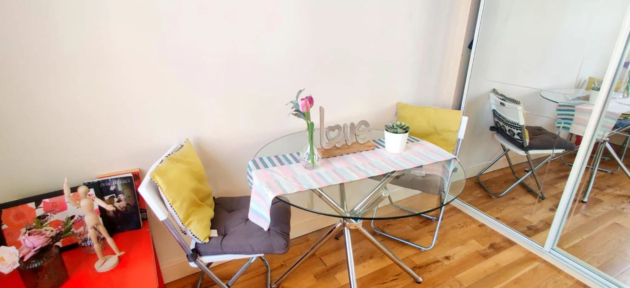 Studio Flat near Liverpool st & Shoreditch London.