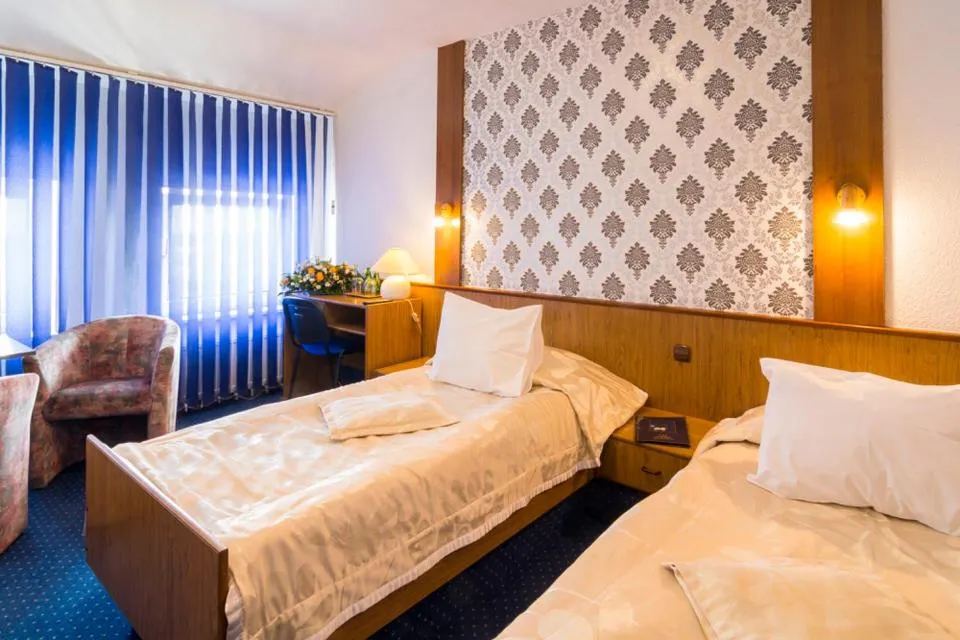 Photo of the whole room, Bed in Hotel Victoria