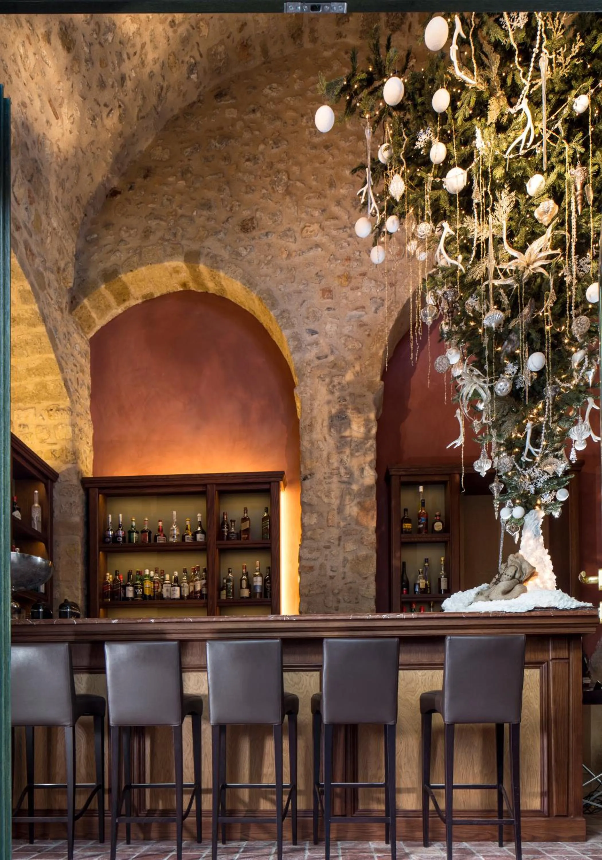 Lounge or bar in Moni Emvasis Luxury Suites