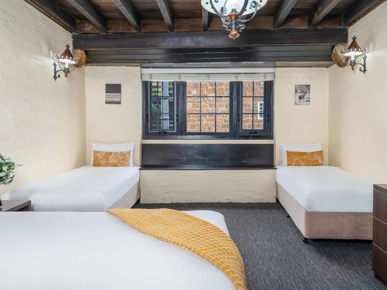 Standard Family Room in Leisure Inn Penny Royal Hotel & Apartments Standard Family Room in Leisure Inn Penny Royal Hotel & Apartments