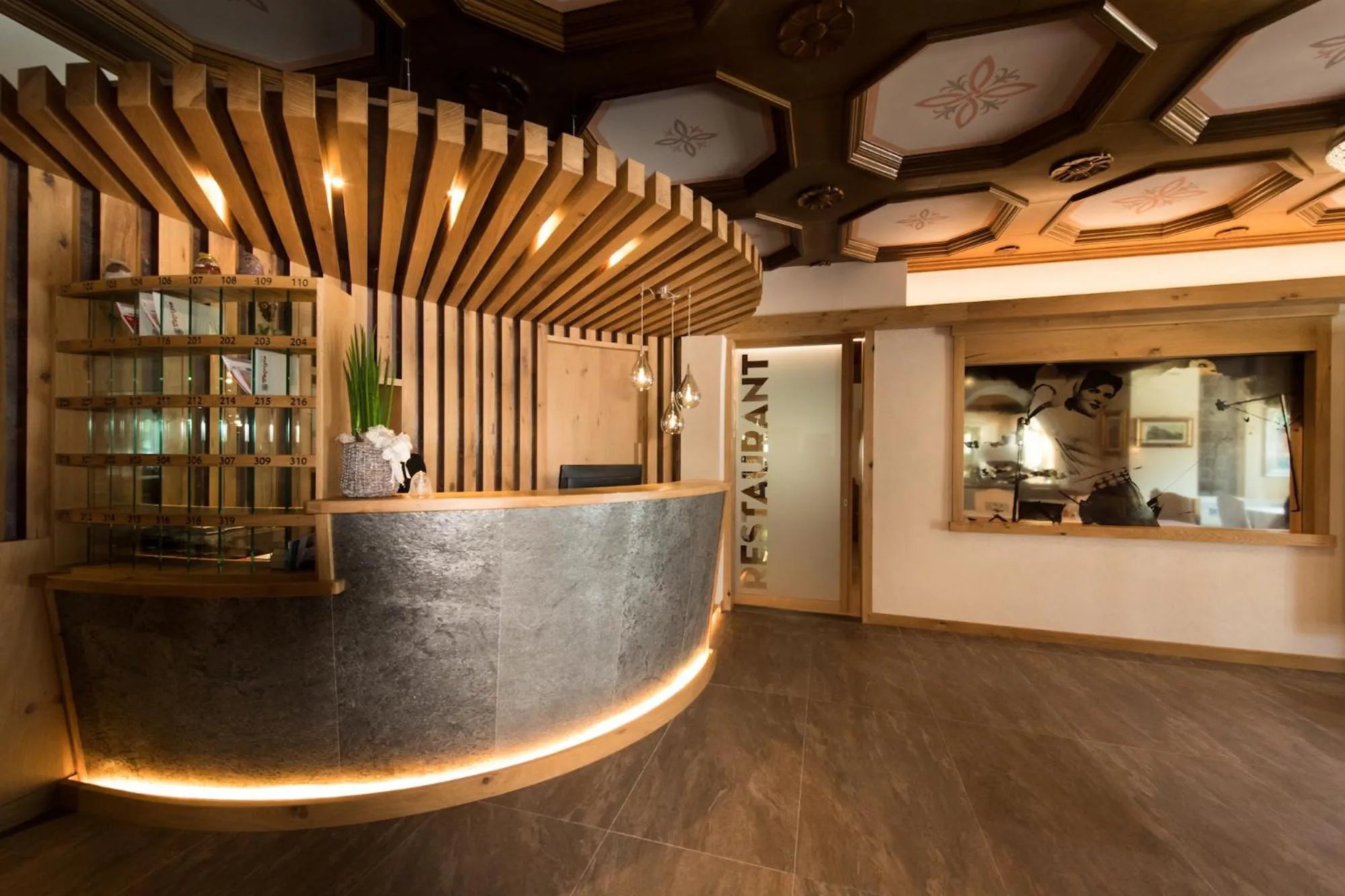 Lobby or reception in Hotel Patrizia Dolomites Glamour