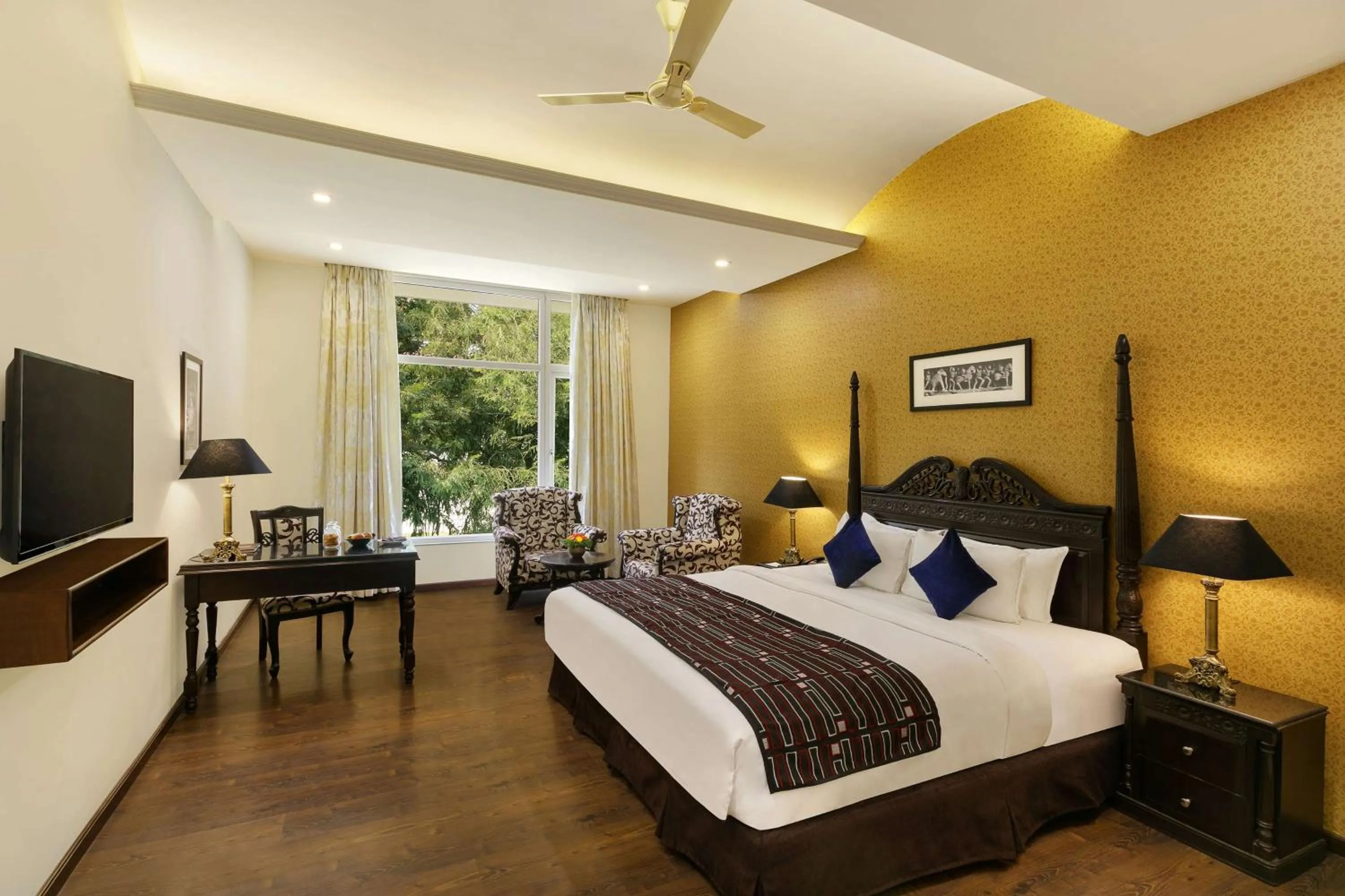 Photo of the whole room, Bed in Ramada Khajuraho