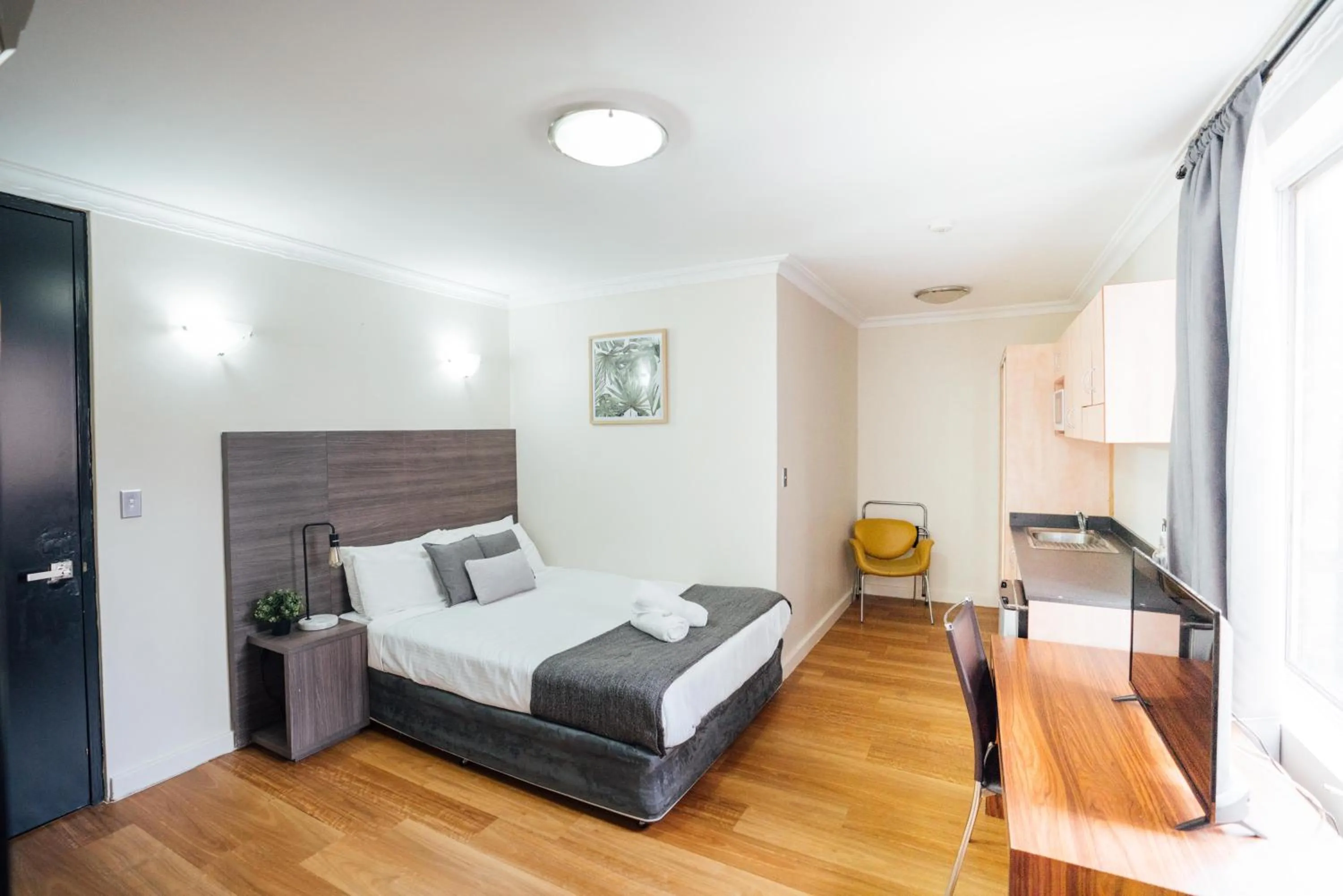 Bedroom in UNO Hotel Sydney