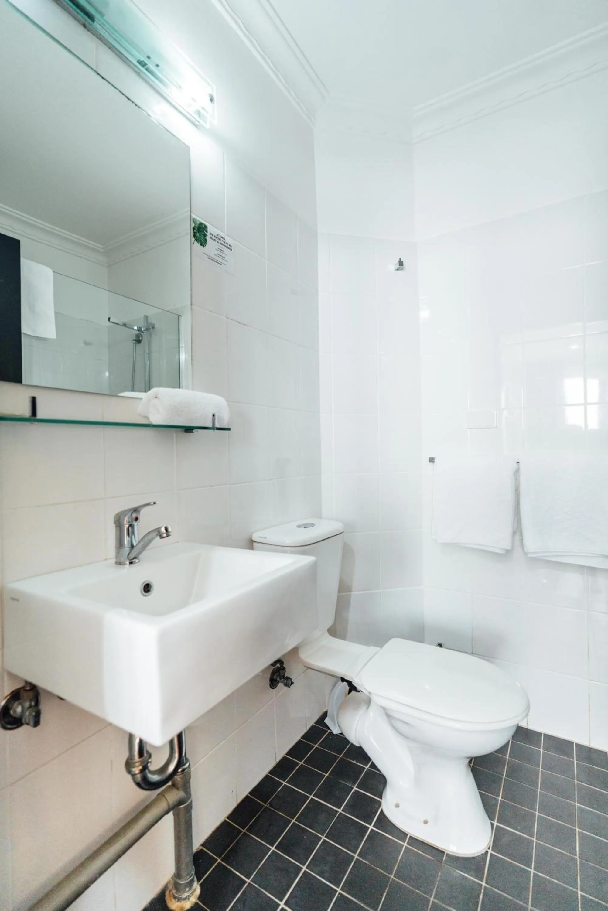 Bathroom in UNO Hotel Sydney