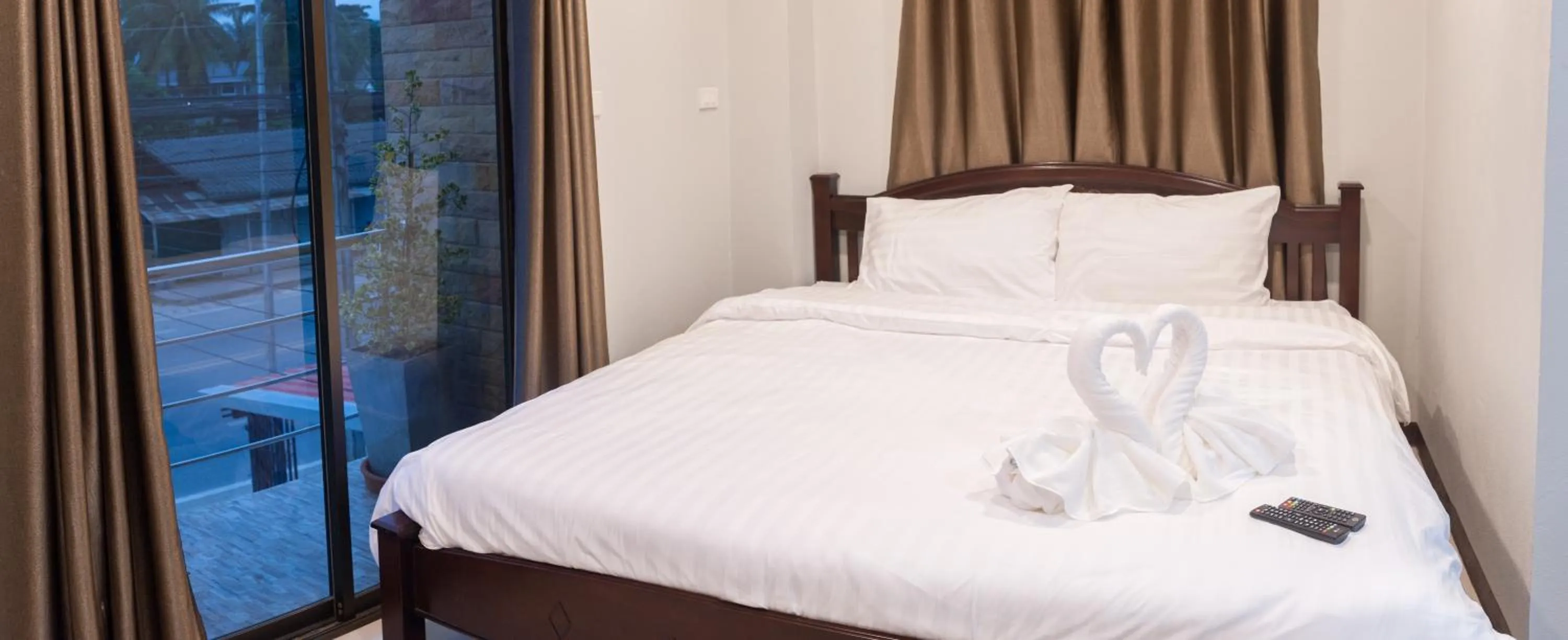 Bed in HAOHUG MAEKHACHAN