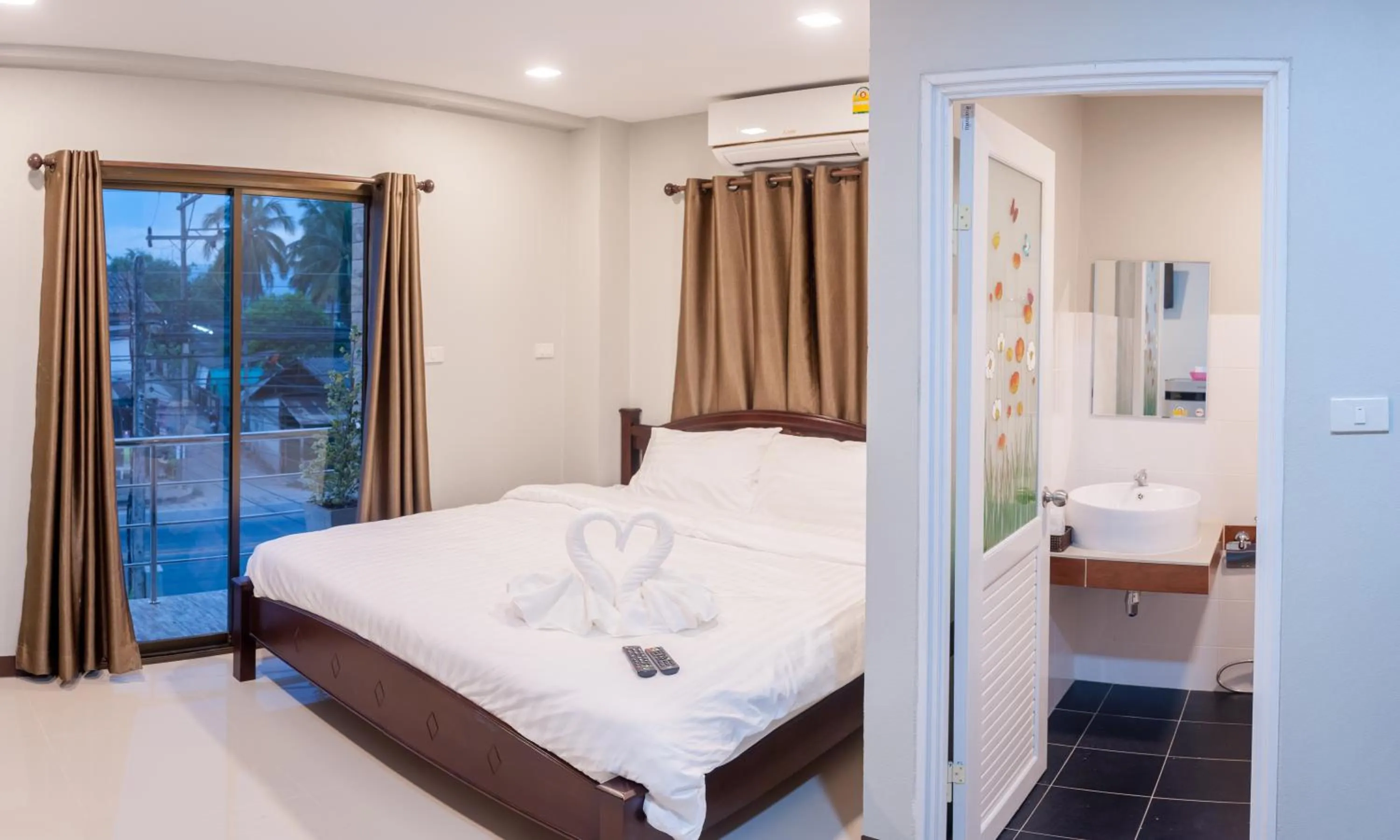 Bed in HAOHUG MAEKHACHAN