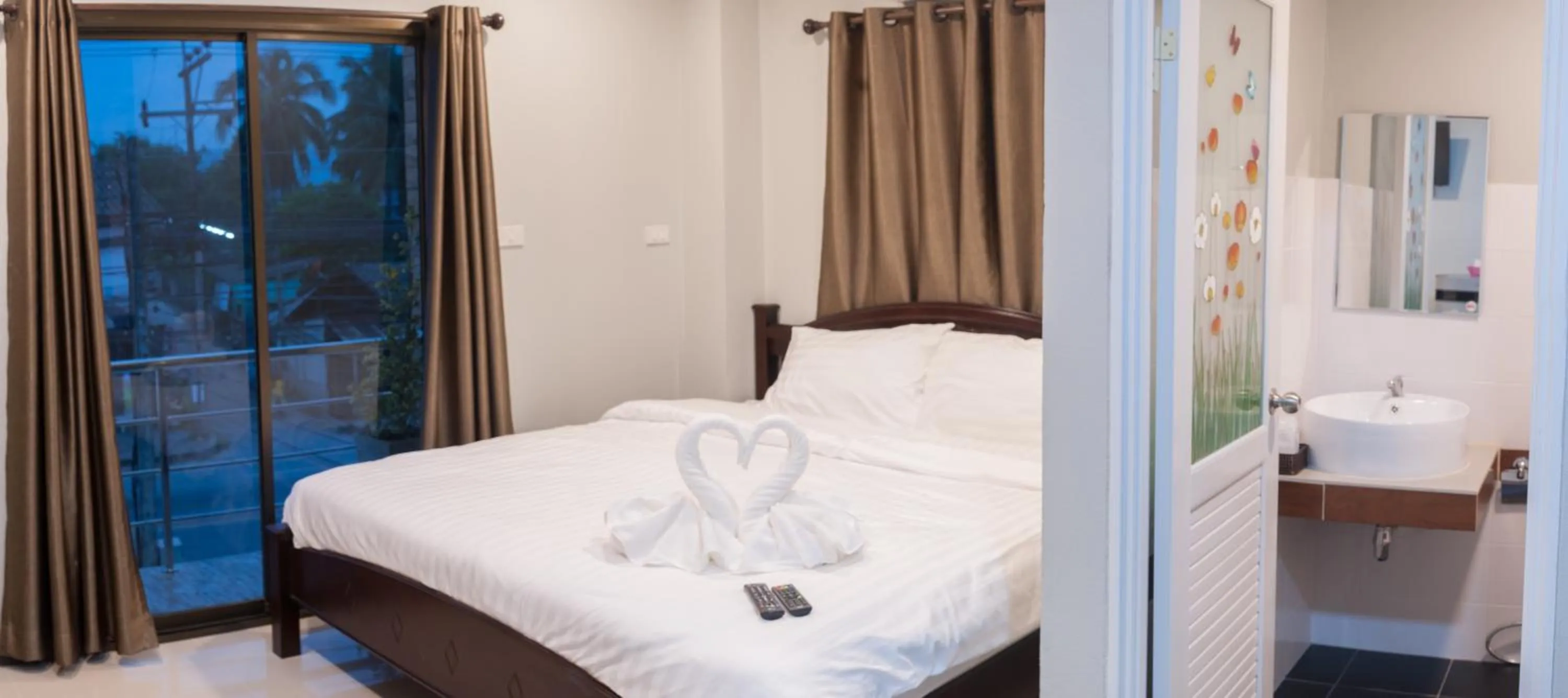 Bed in HAOHUG MAEKHACHAN