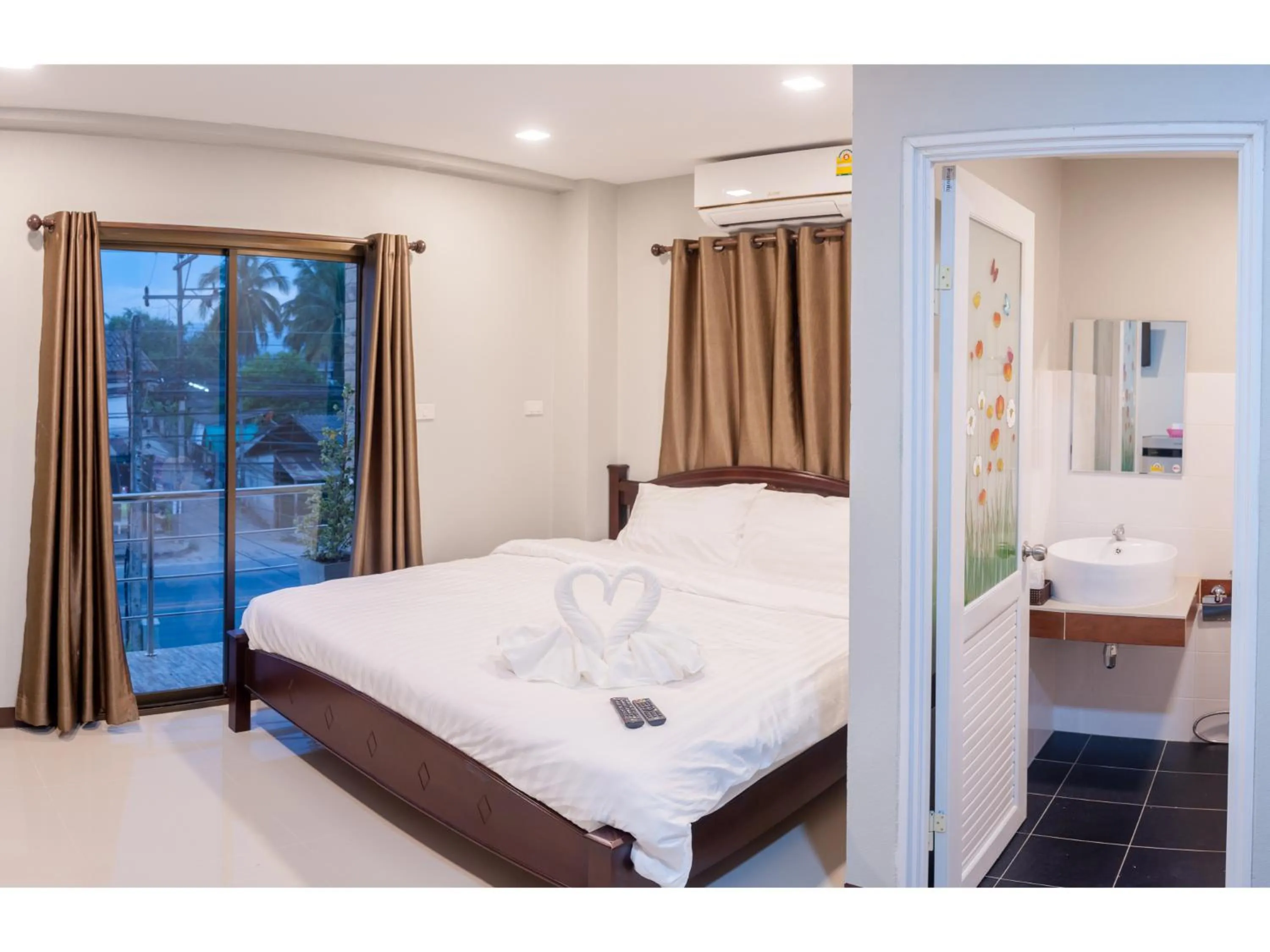 Bed in HAOHUG MAEKHACHAN