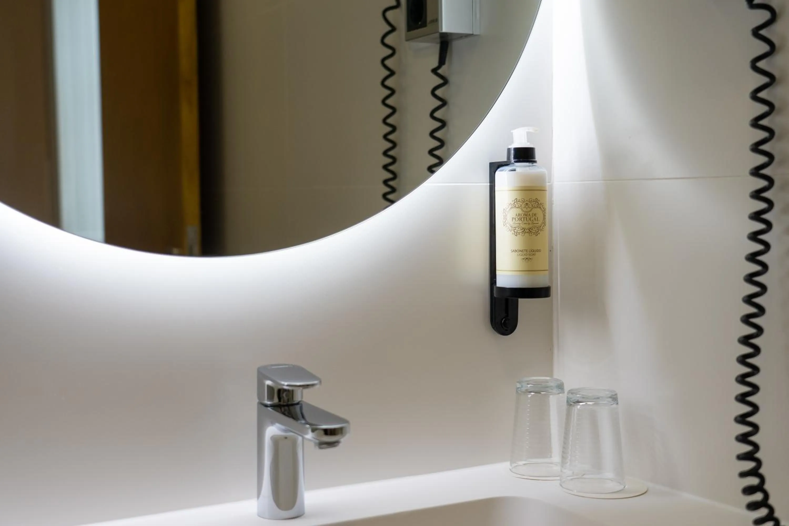 Toilet in Hotel Vitória