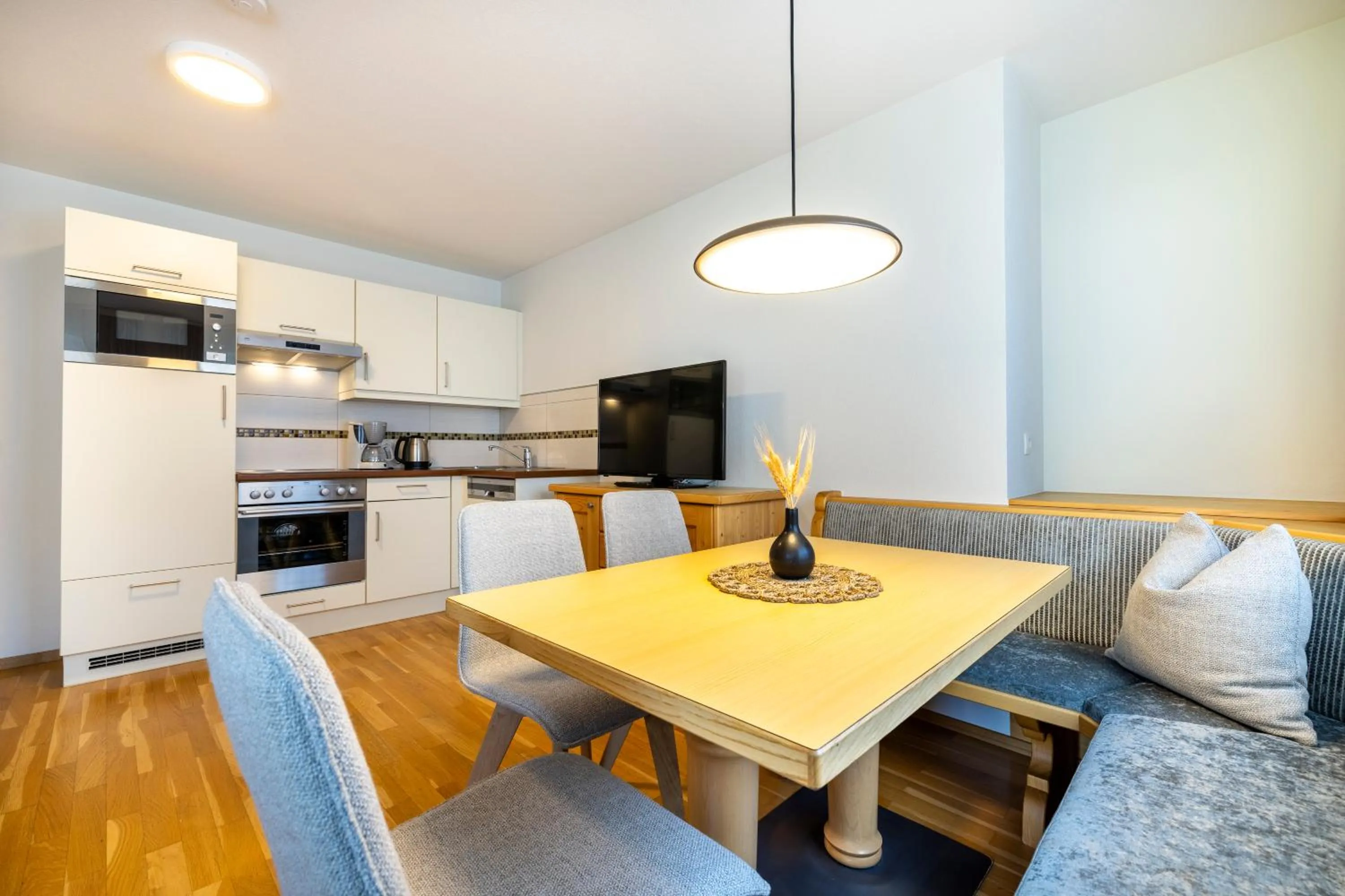 Kitchen or kitchenette in Aparthotel Jägerheim