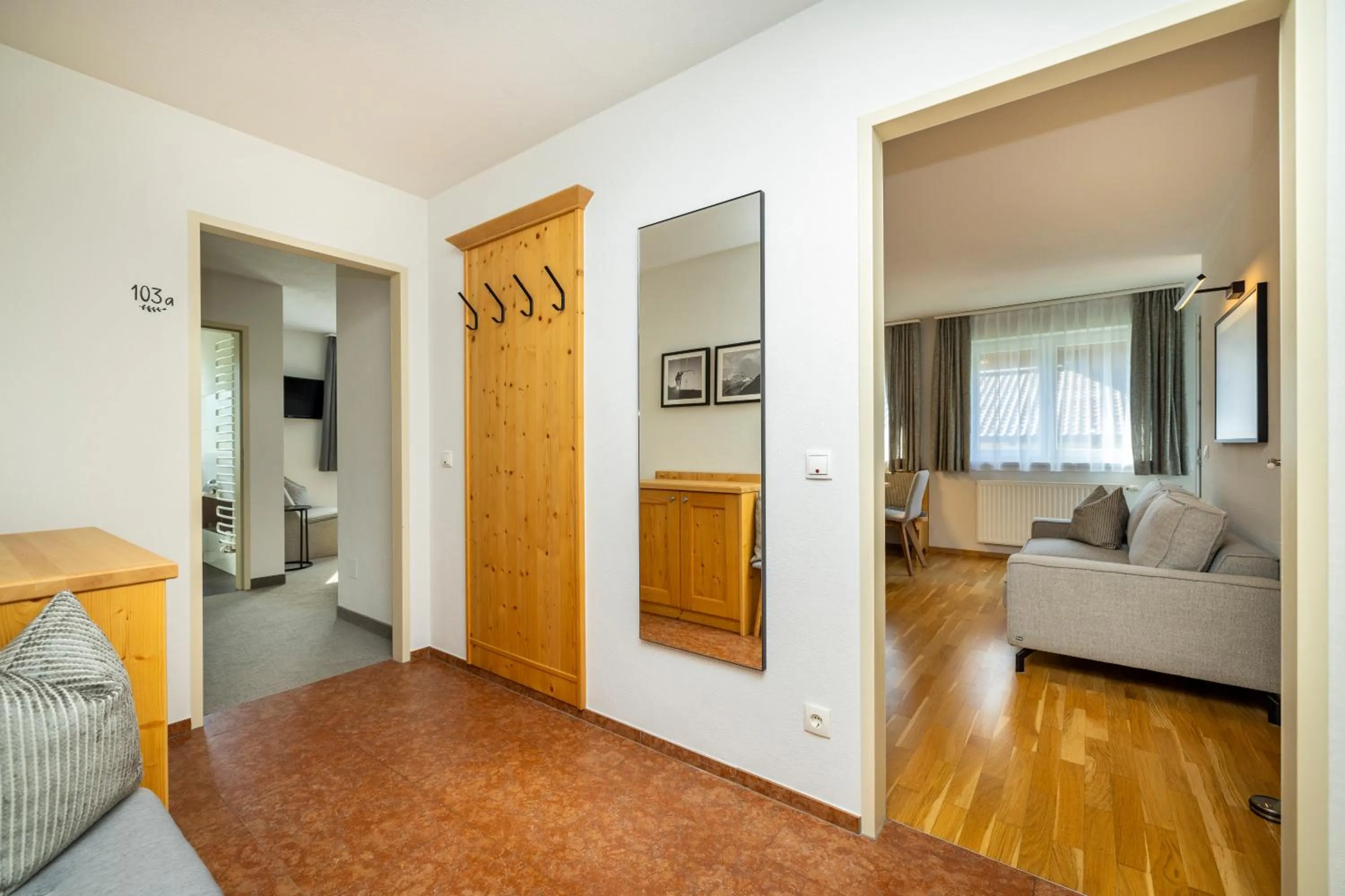 Living room, Bed in Aparthotel Jägerheim