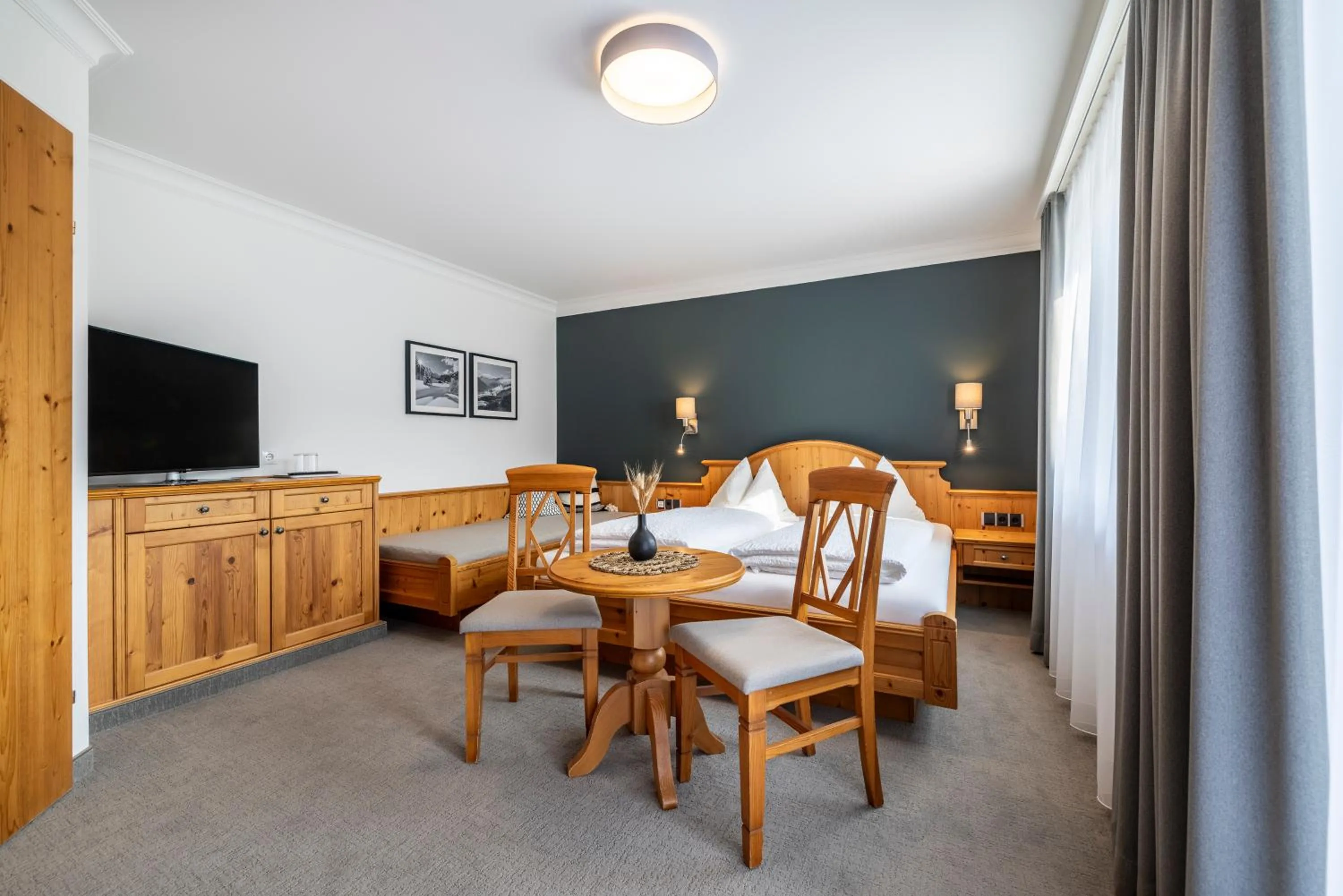 Bedroom in Aparthotel Jägerheim