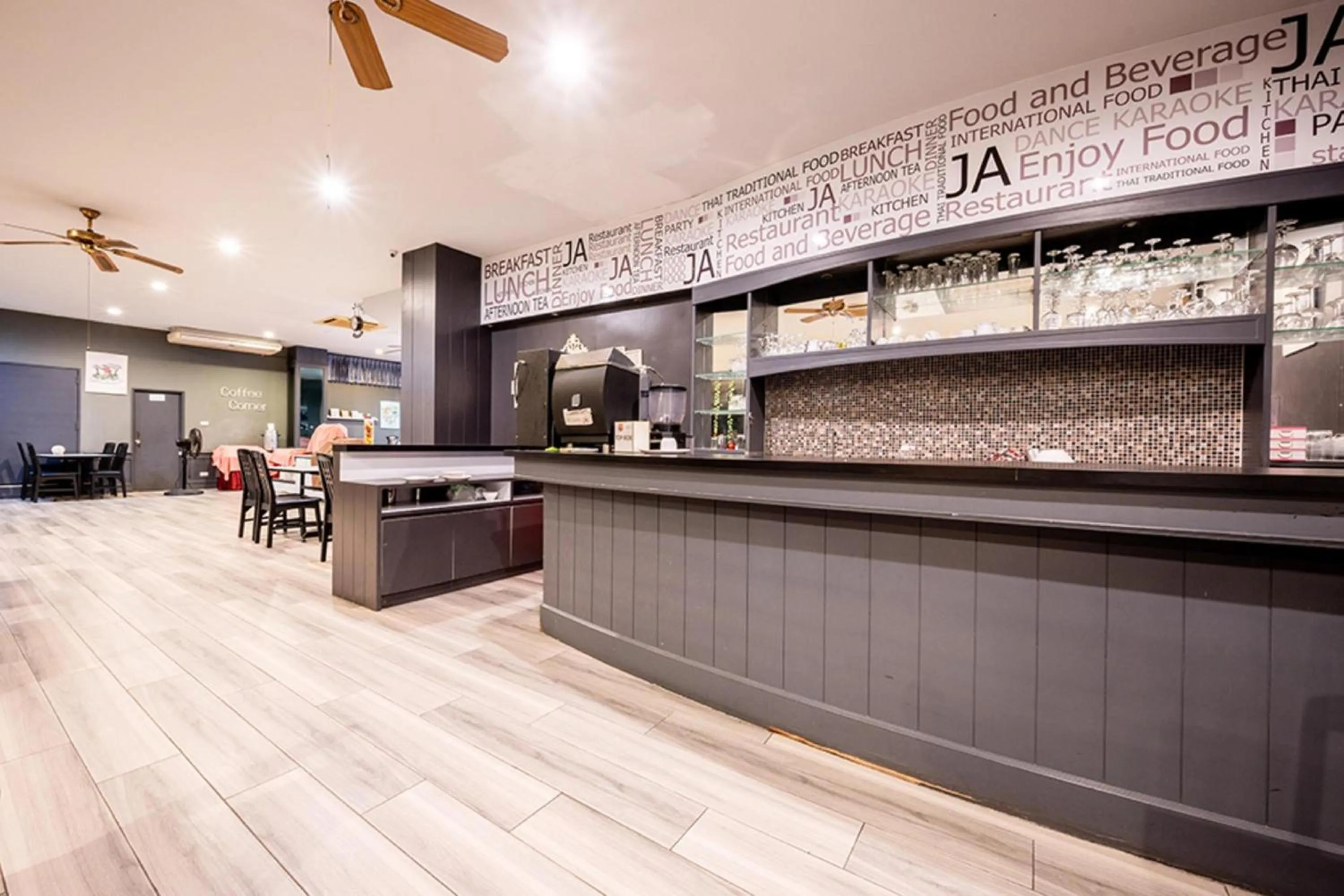 Lobby or reception in Sunday JA Plus Hotel