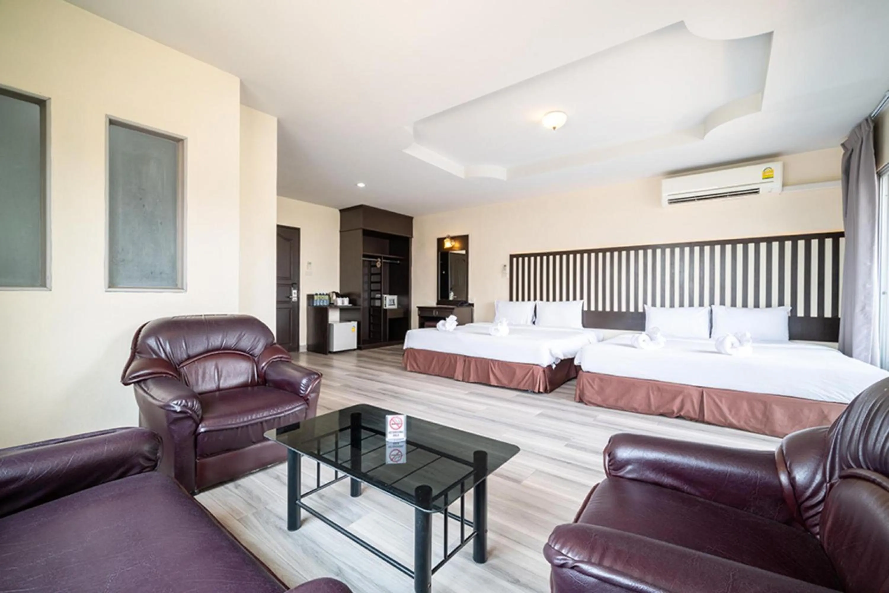 Bedroom, Bed in Sunday JA Plus Hotel