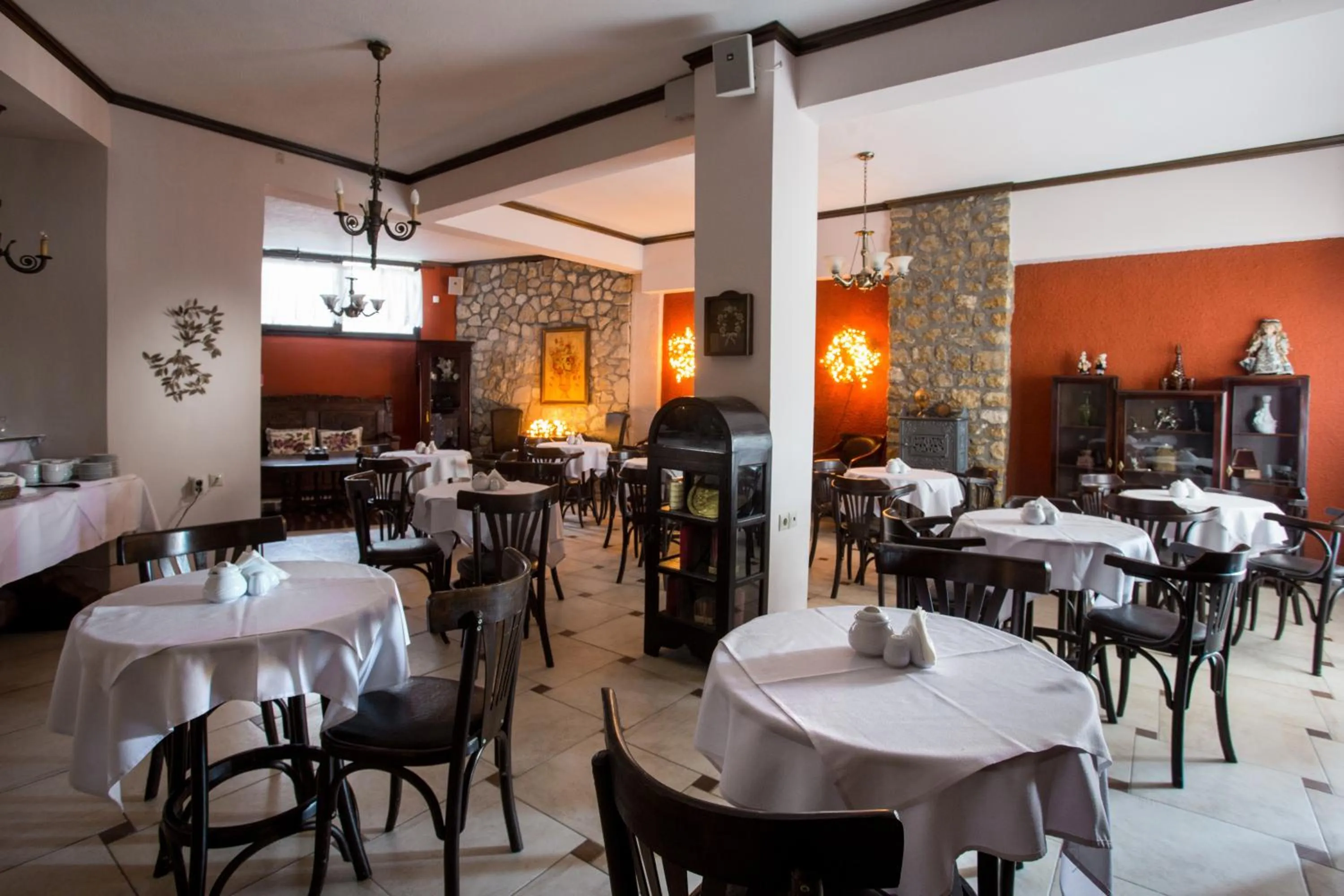 Banquet/Function facilities in Atrion Highland Hotel