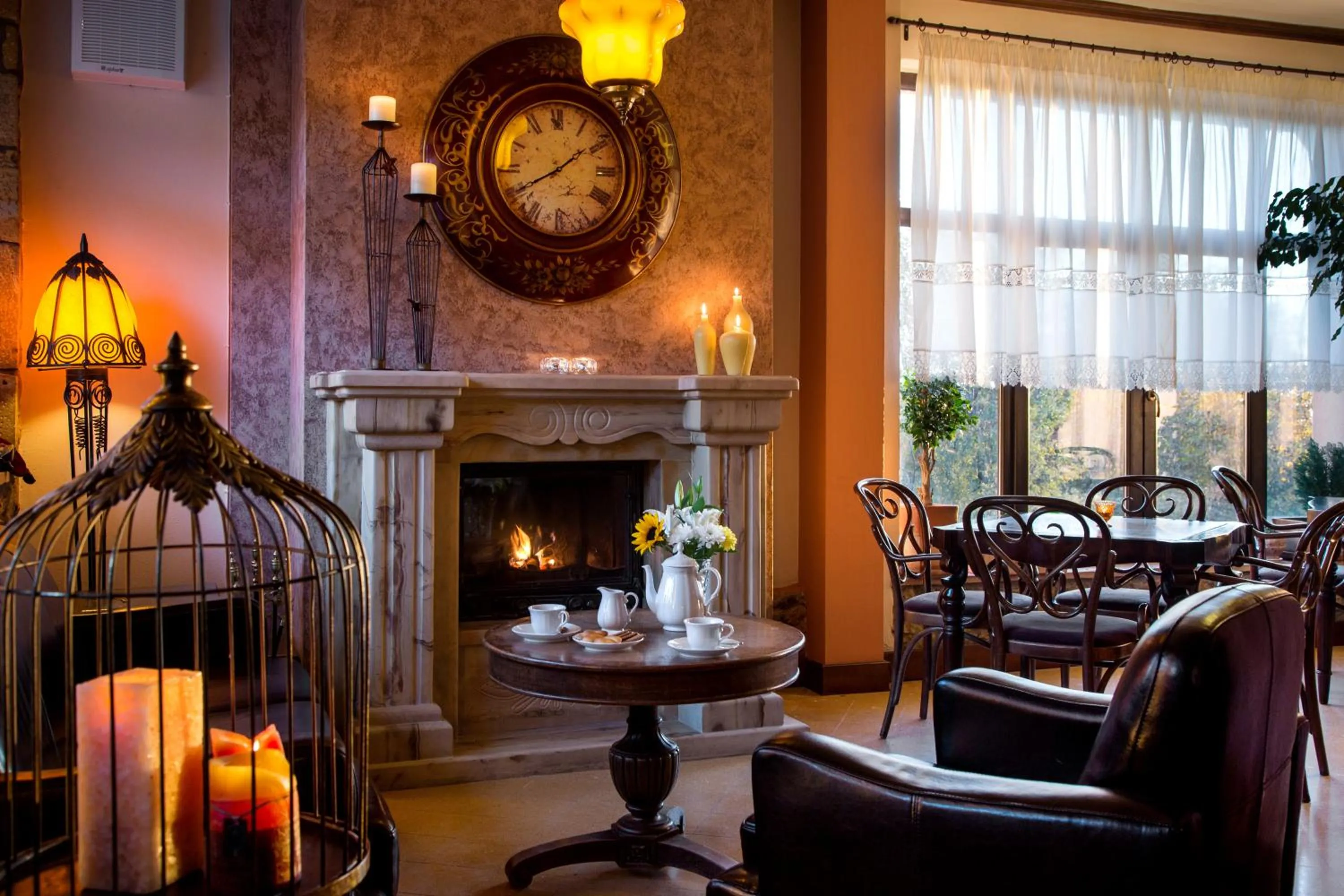 Lounge or bar in Atrion Highland Hotel