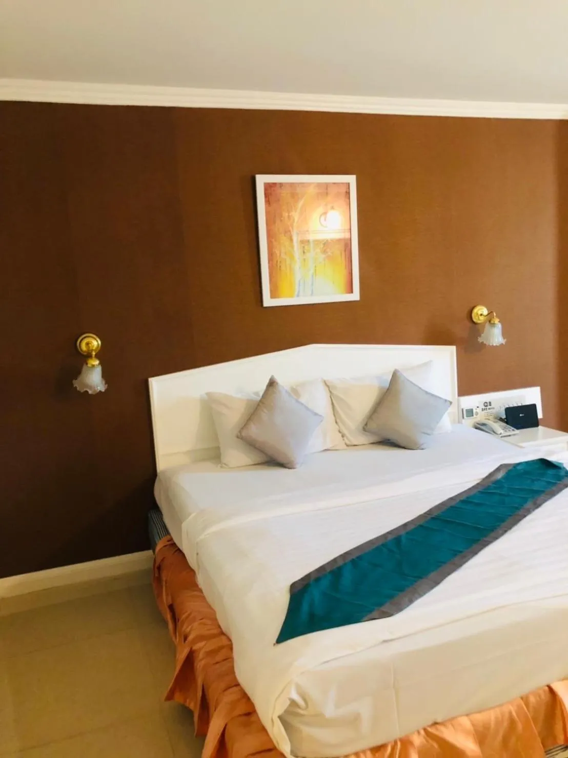 Bed in Bay Hotel Srinakarin