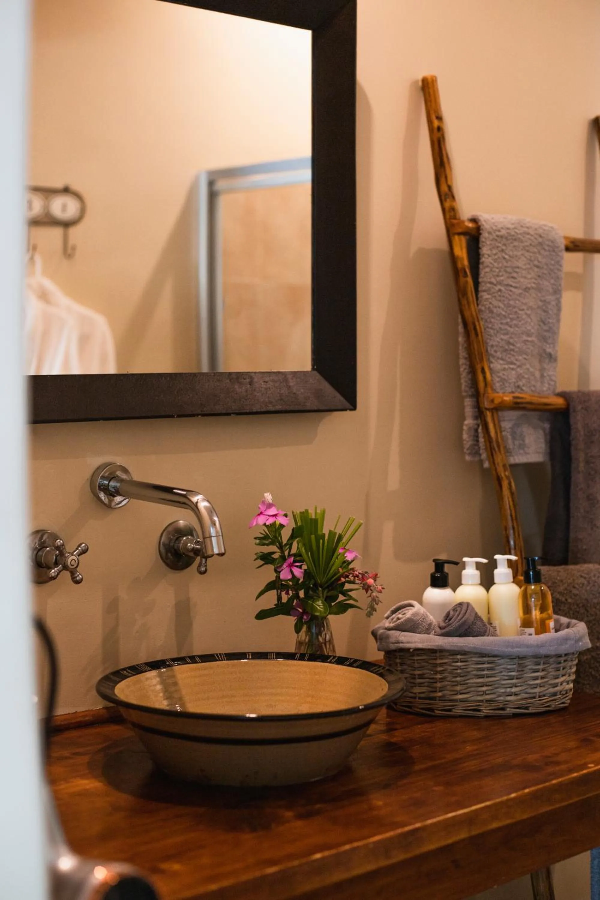 Bathroom in Khashamongo B & B