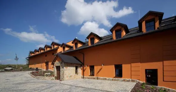 Facade/entrance in Hotel Horní Dvůr
