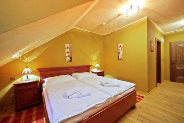 Bedroom, Bed in Hotel Horní Dvůr