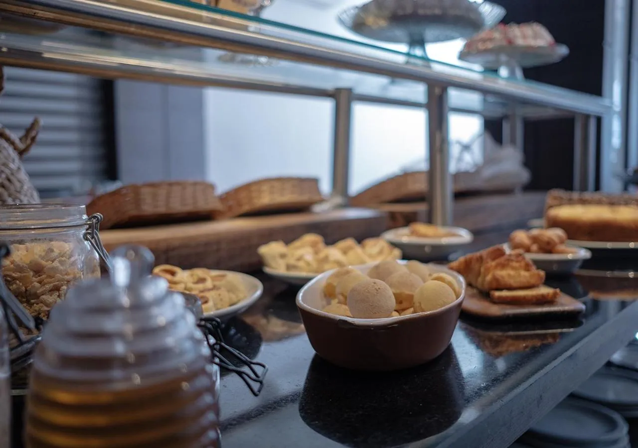 Breakfast in Açores Premium- 5 Minutos do Moinhos de Vento